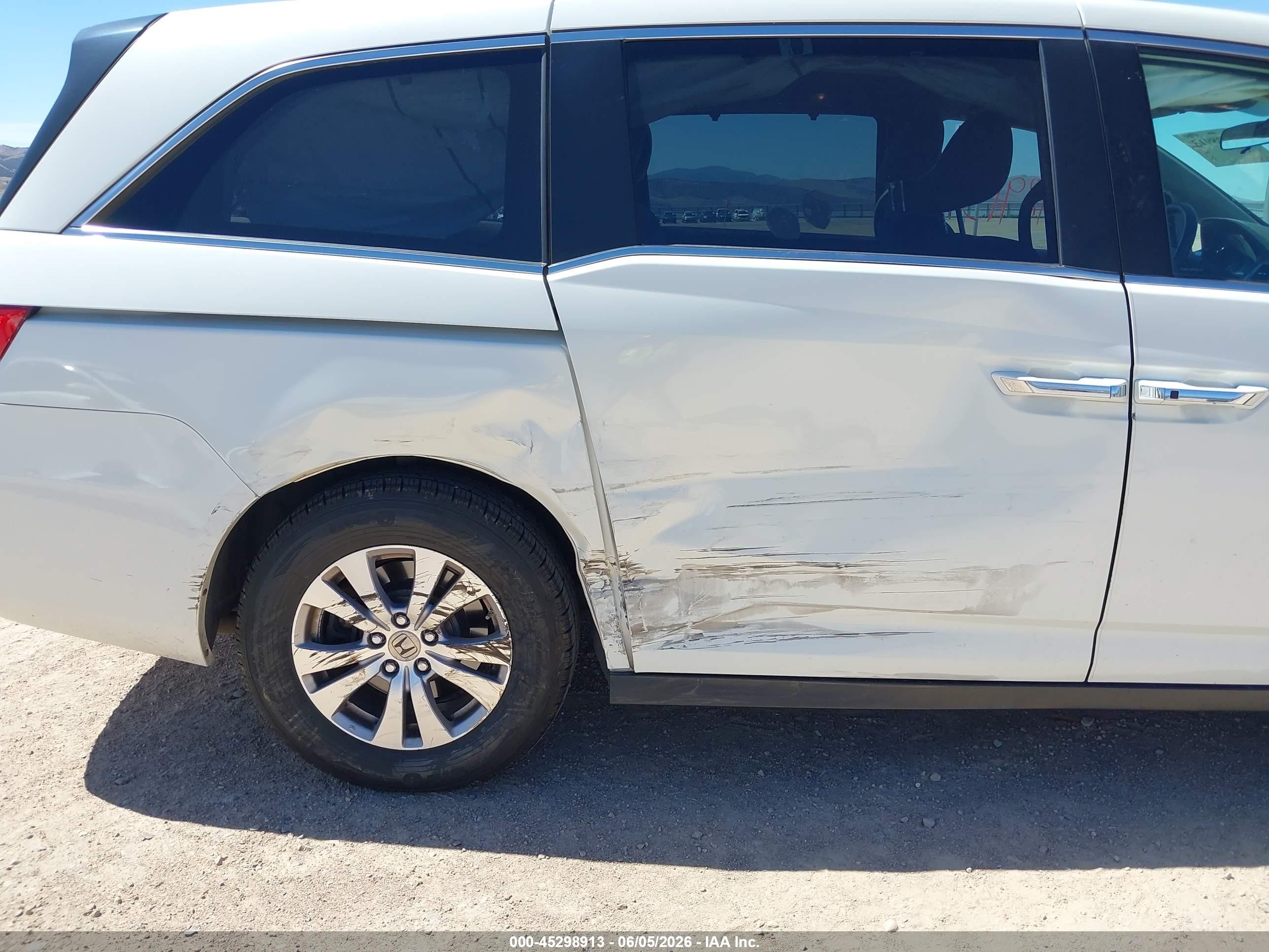 2015 Honda Odyssey Ex White vin: 5FNRL5H44FB040109