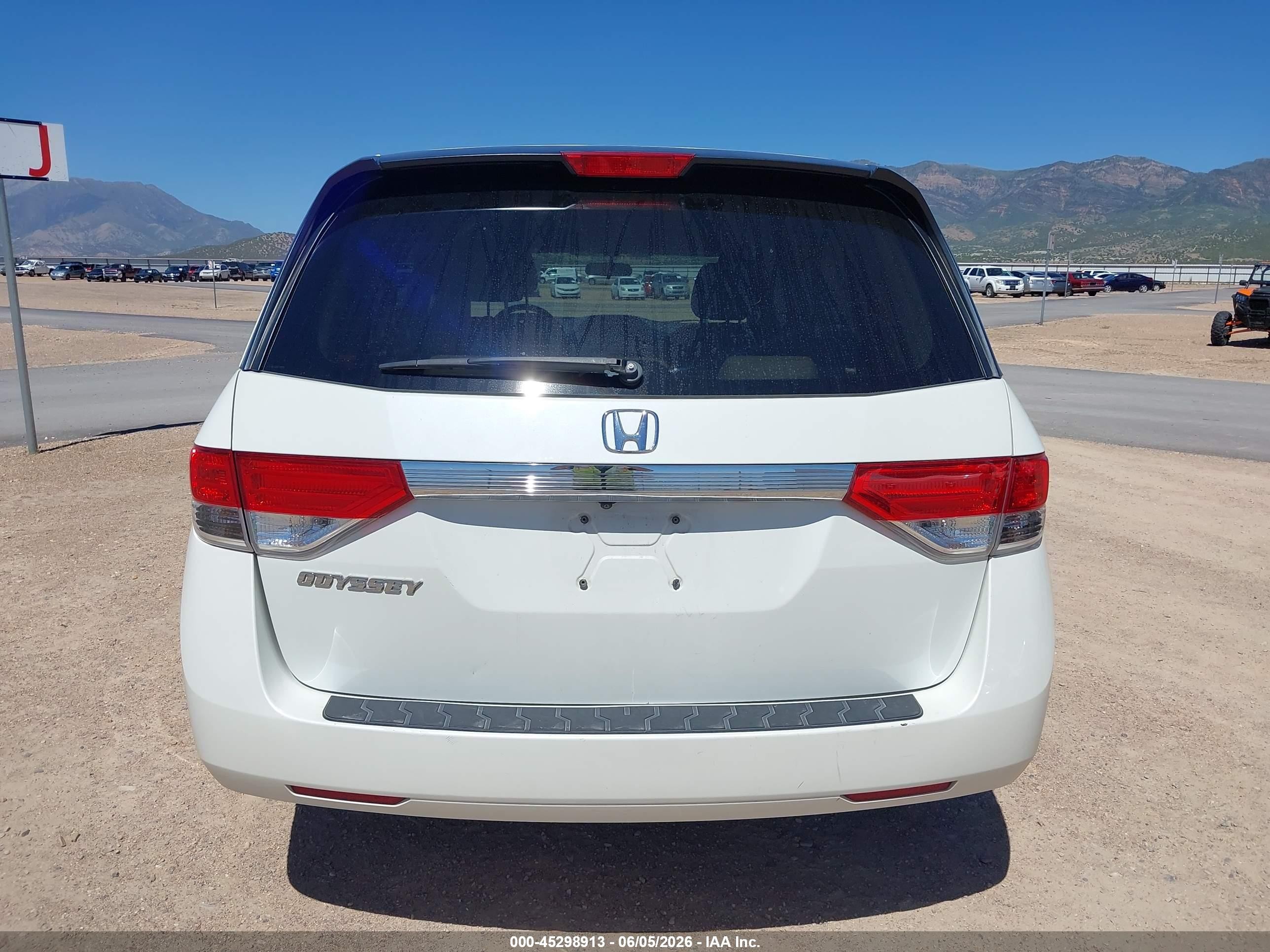 2015 Honda Odyssey Ex White vin: 5FNRL5H44FB040109
