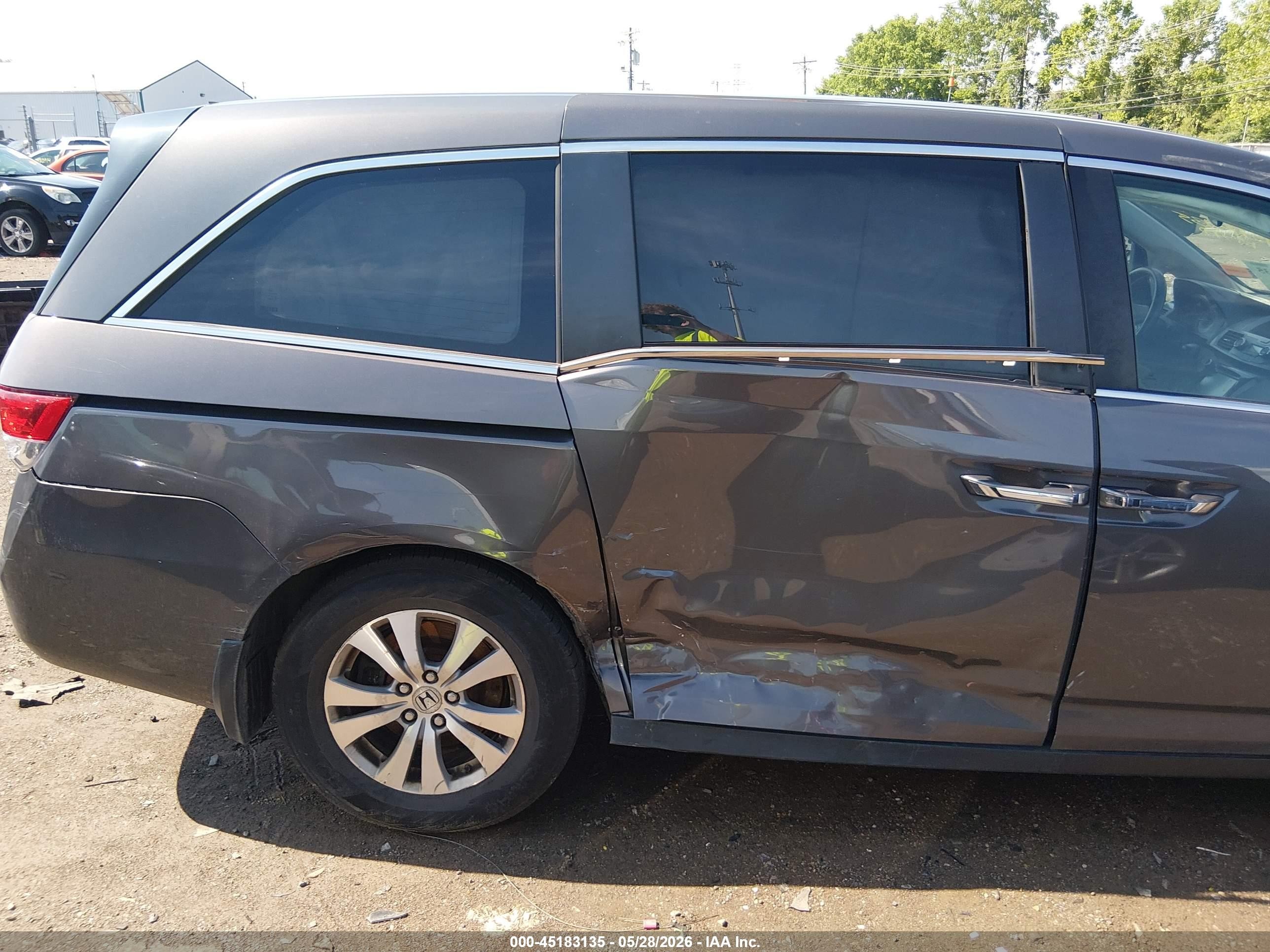 2015 Honda Odyssey Ex Gray vin: 5FNRL5H44FB114435