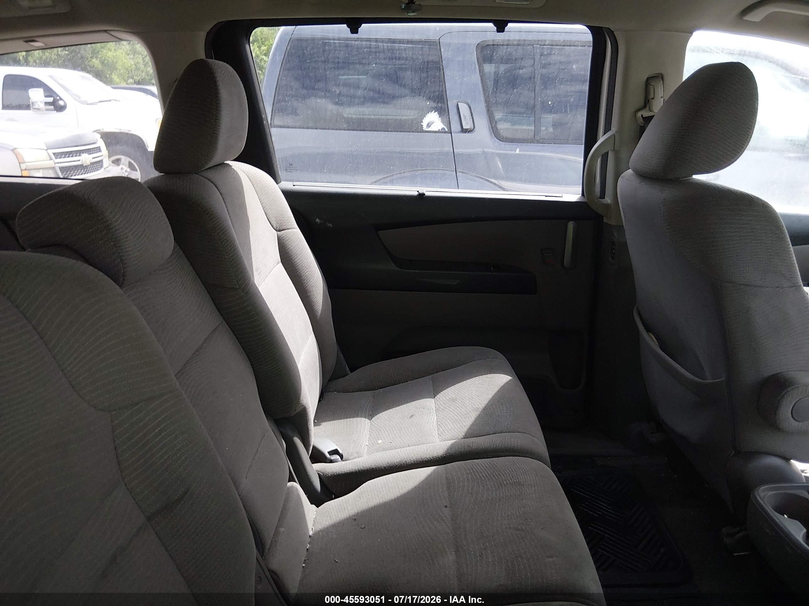 2012 Honda Odyssey Ex Silver vin: 5FNRL5H45CB131837