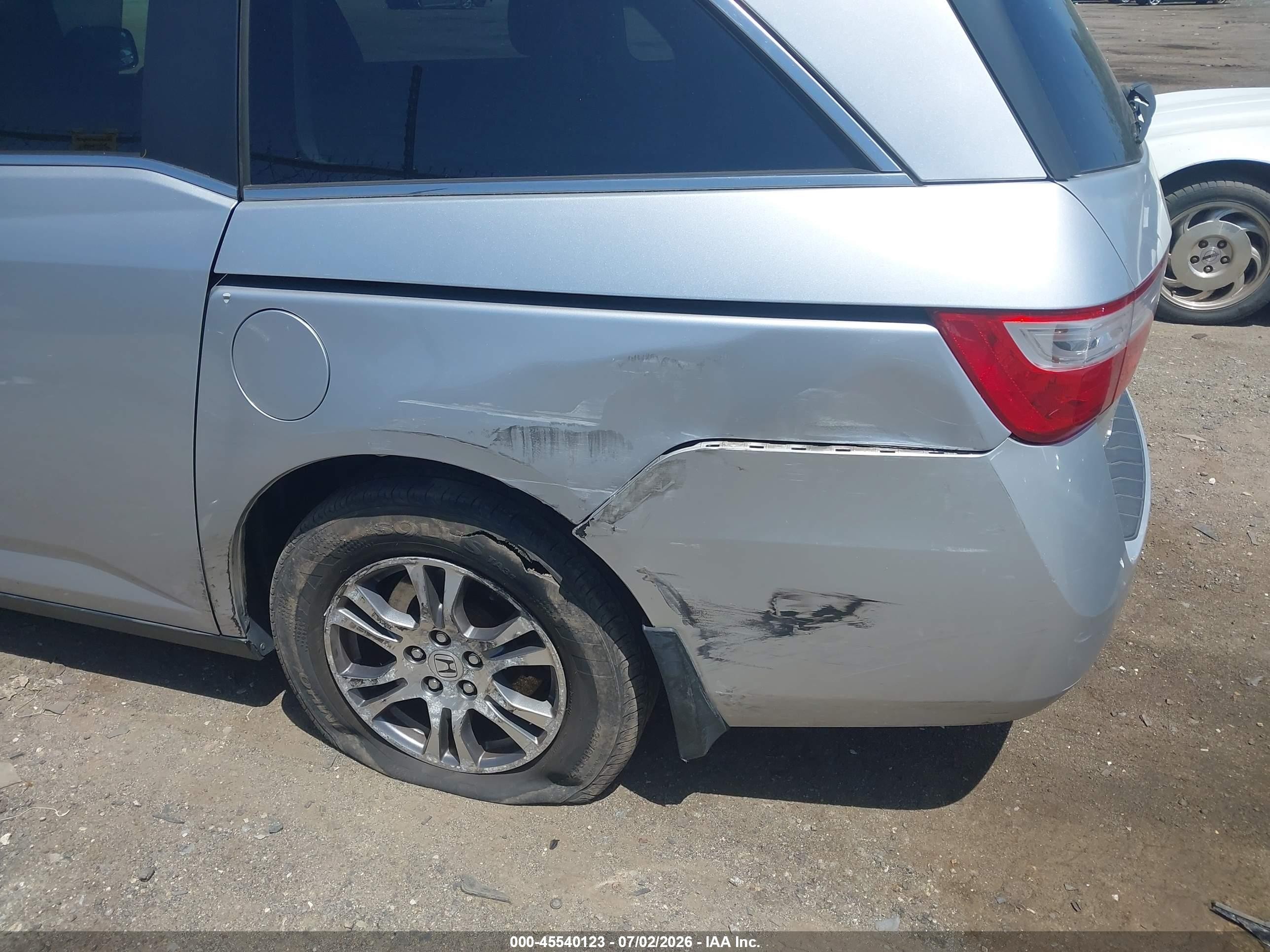 2012 Honda Odyssey Ex Silver vin: 5FNRL5H45CB140134