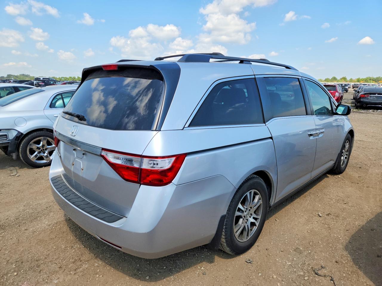 2012 Honda Odyssey Ex Silver vin: 5FNRL5H45CB143843