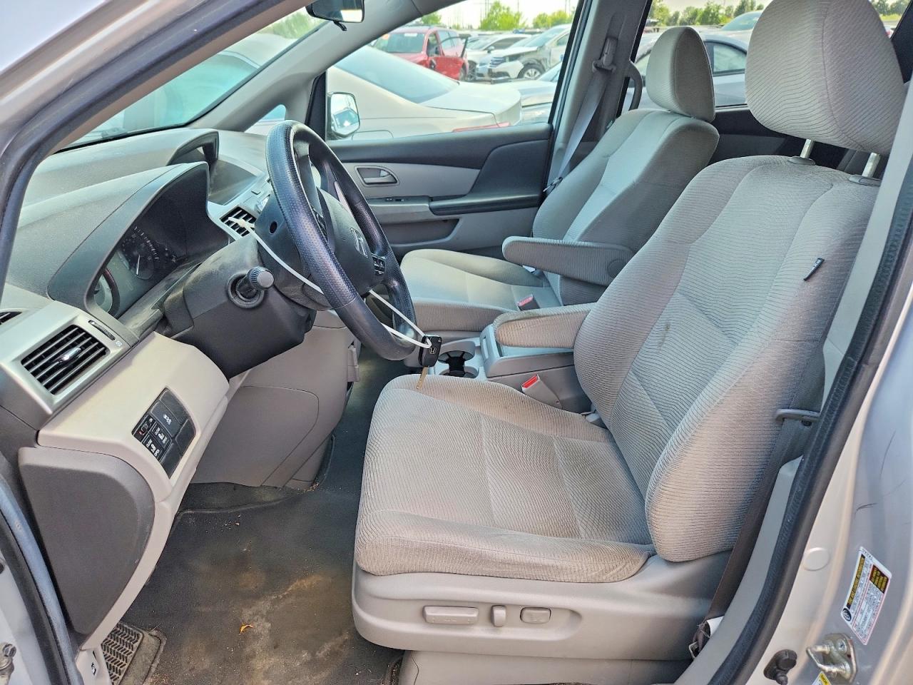 2012 Honda Odyssey Ex Silver vin: 5FNRL5H45CB143843