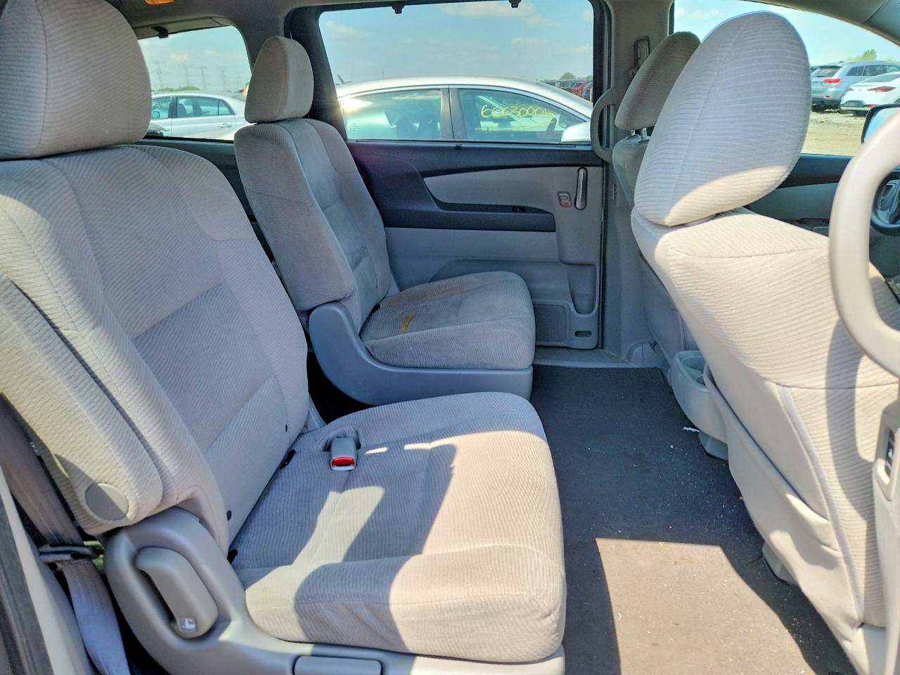 2012 Honda Odyssey Ex Silver vin: 5FNRL5H45CB143843