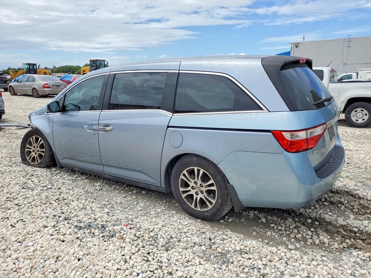 2013 Honda Odyssey Ex Blue vin: 5FNRL5H45DB027673