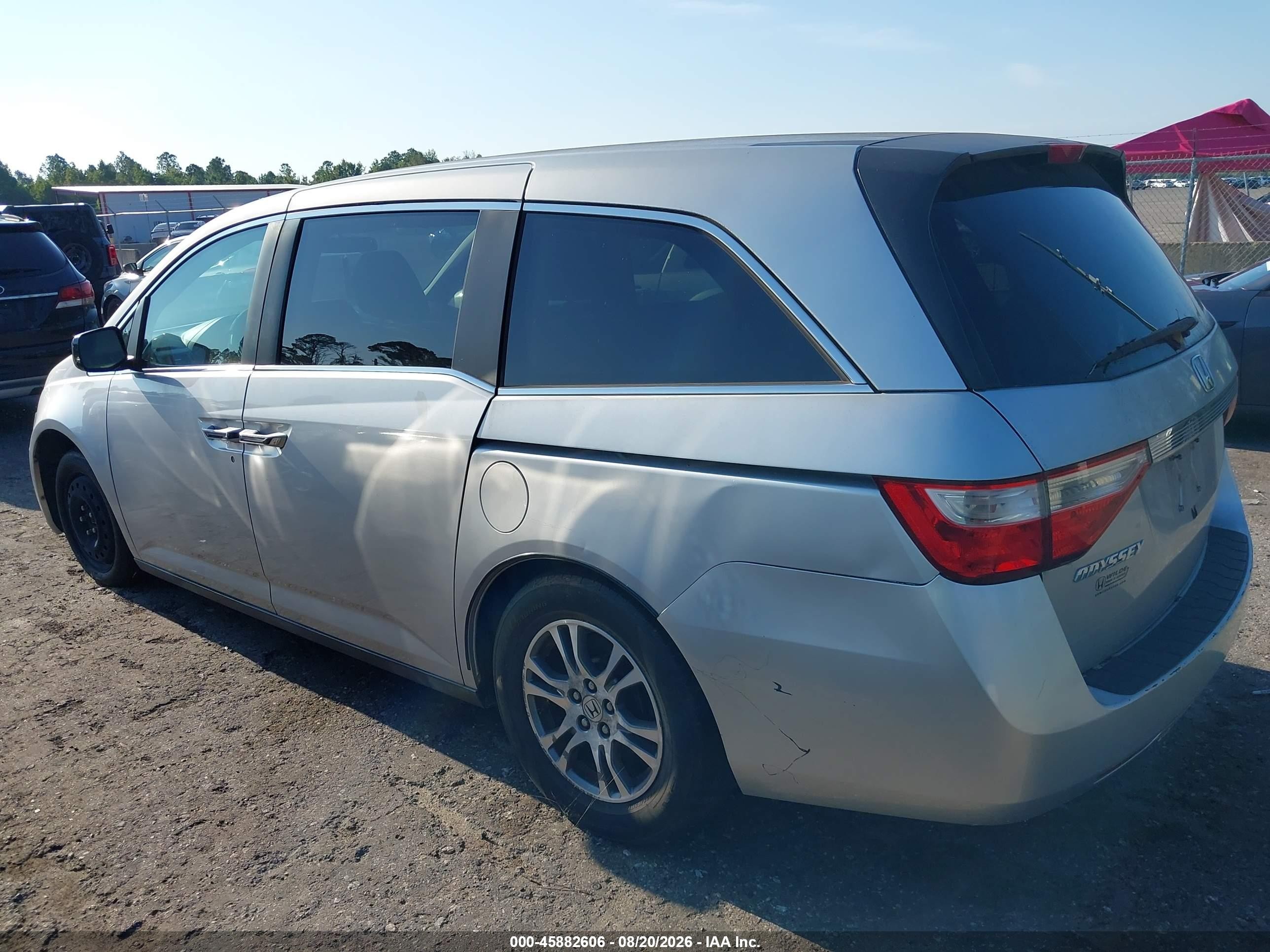 2013 Honda Odyssey Ex Silver vin: 5FNRL5H45DB075464