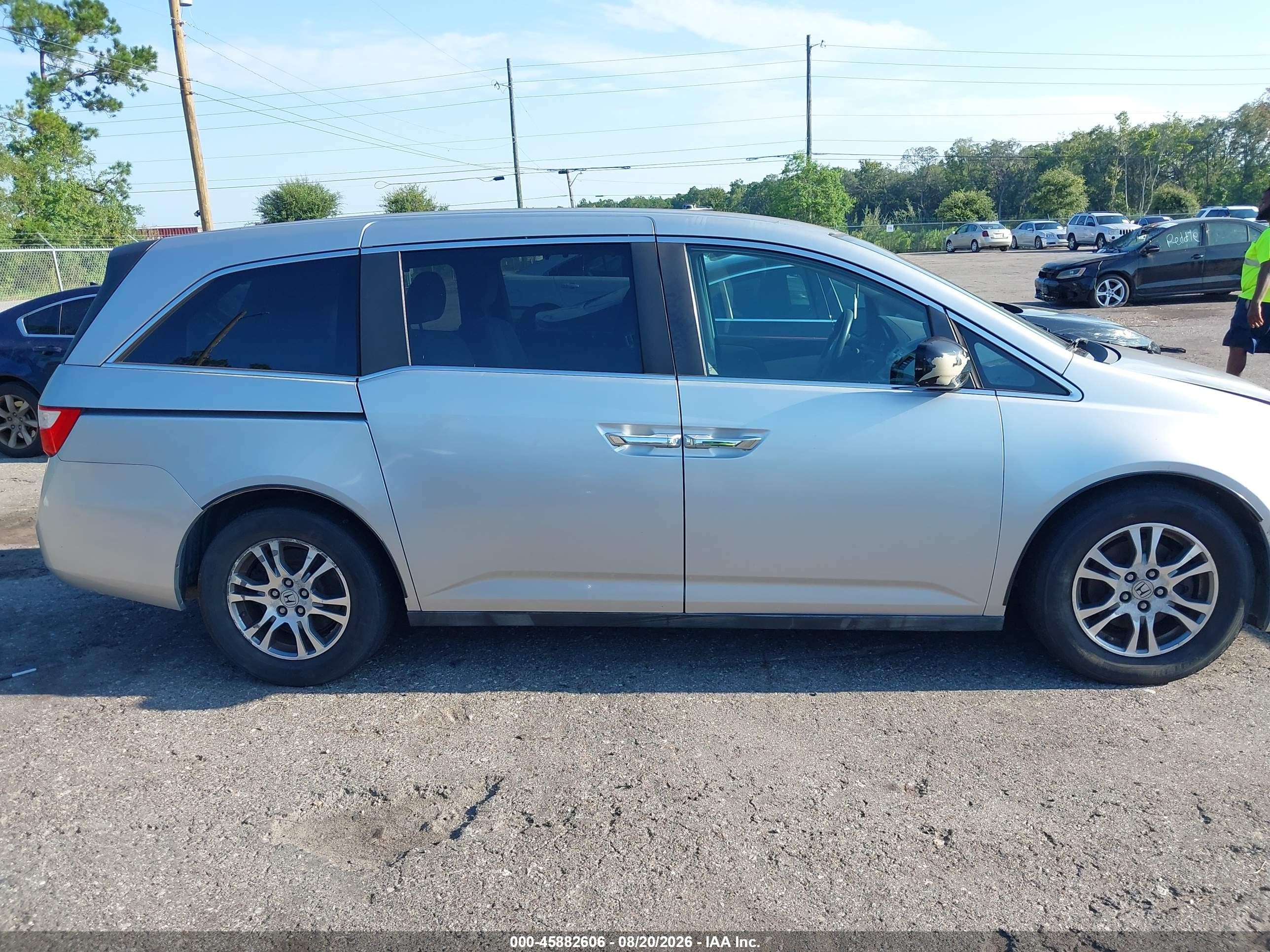2013 Honda Odyssey Ex Silver vin: 5FNRL5H45DB075464