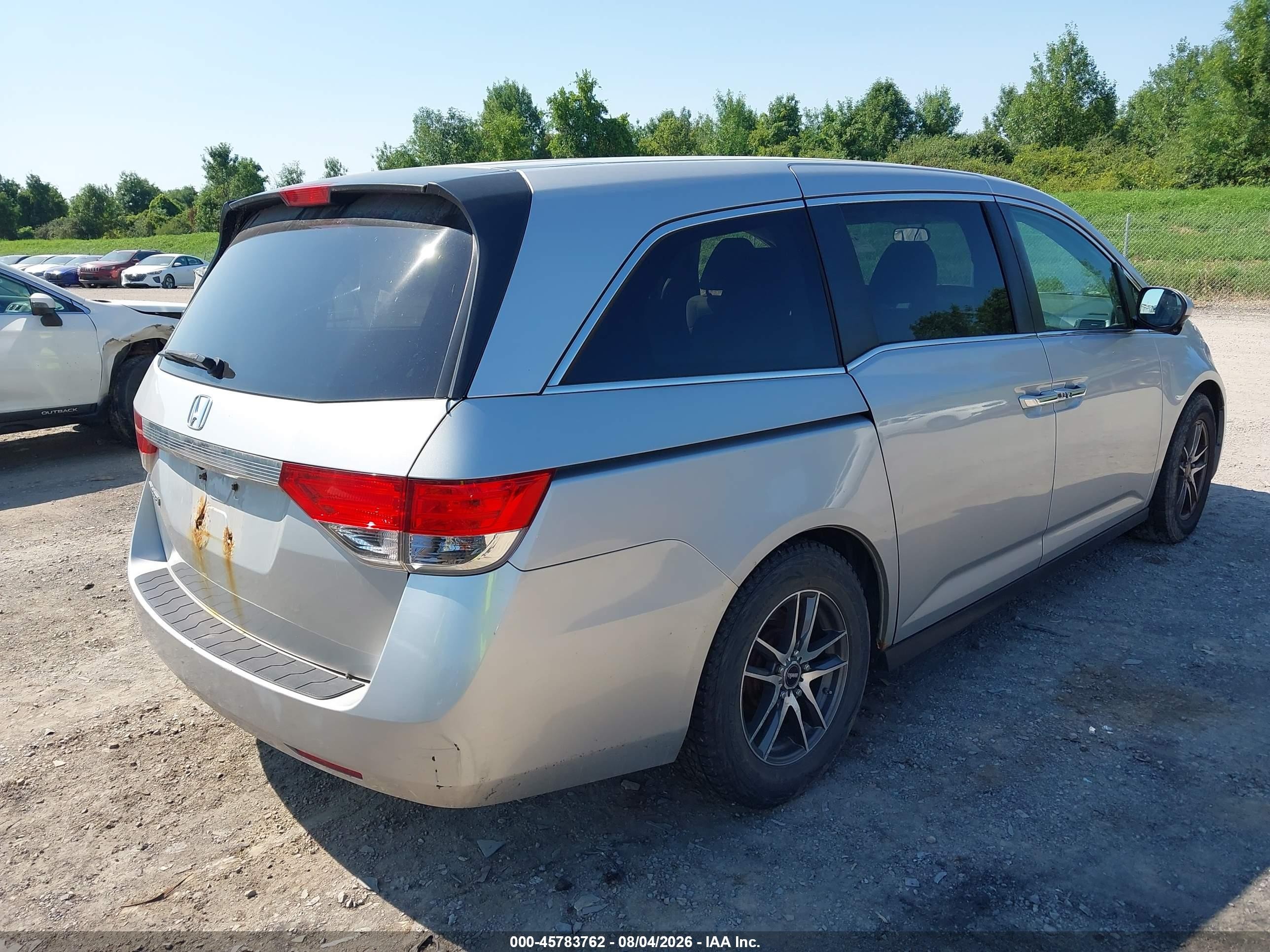 2014 Honda Odyssey Ex Silver vin: 5FNRL5H45EB007991