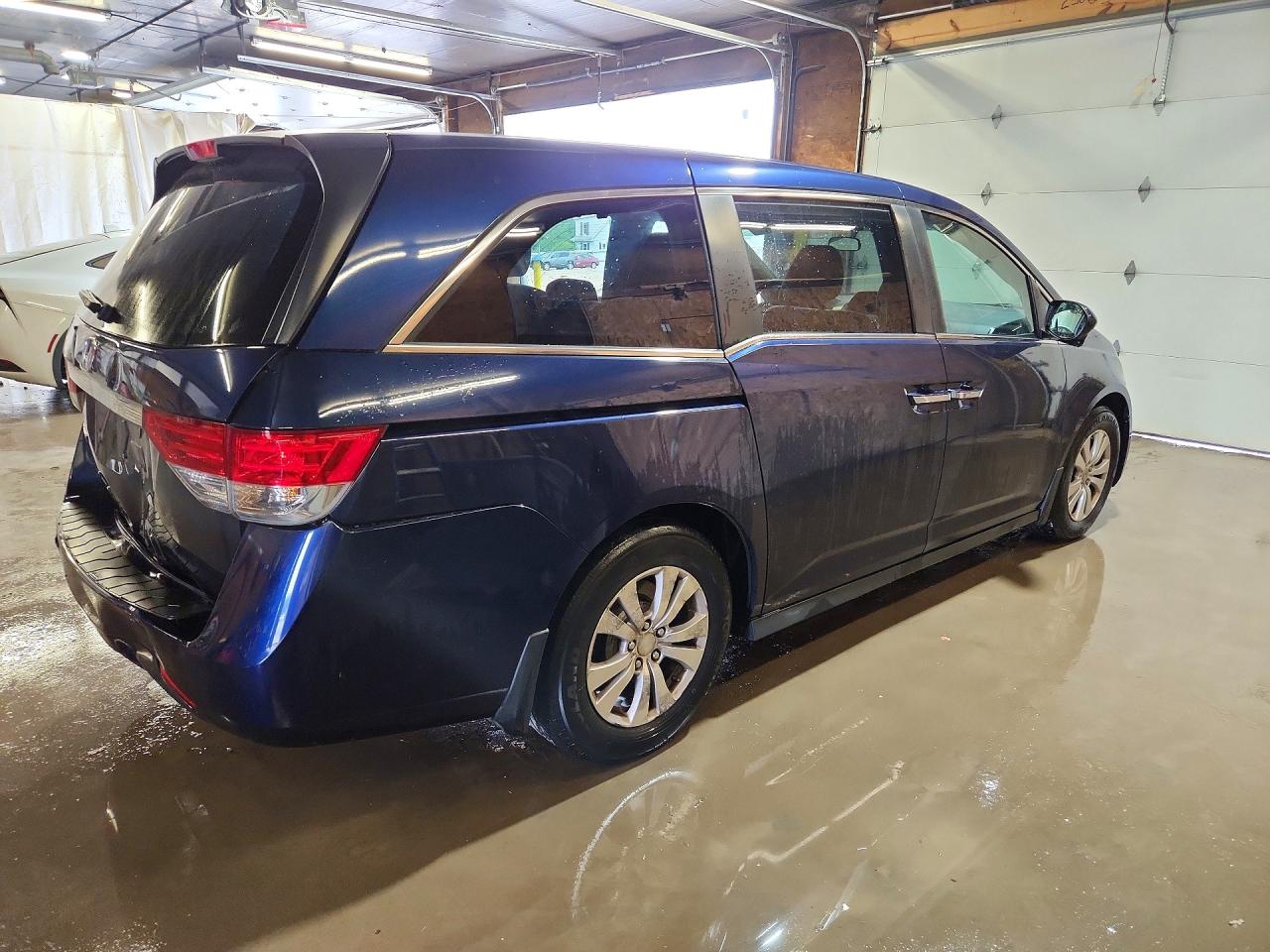 2015 Honda Odyssey Ex Blue vin: 5FNRL5H45FB040281