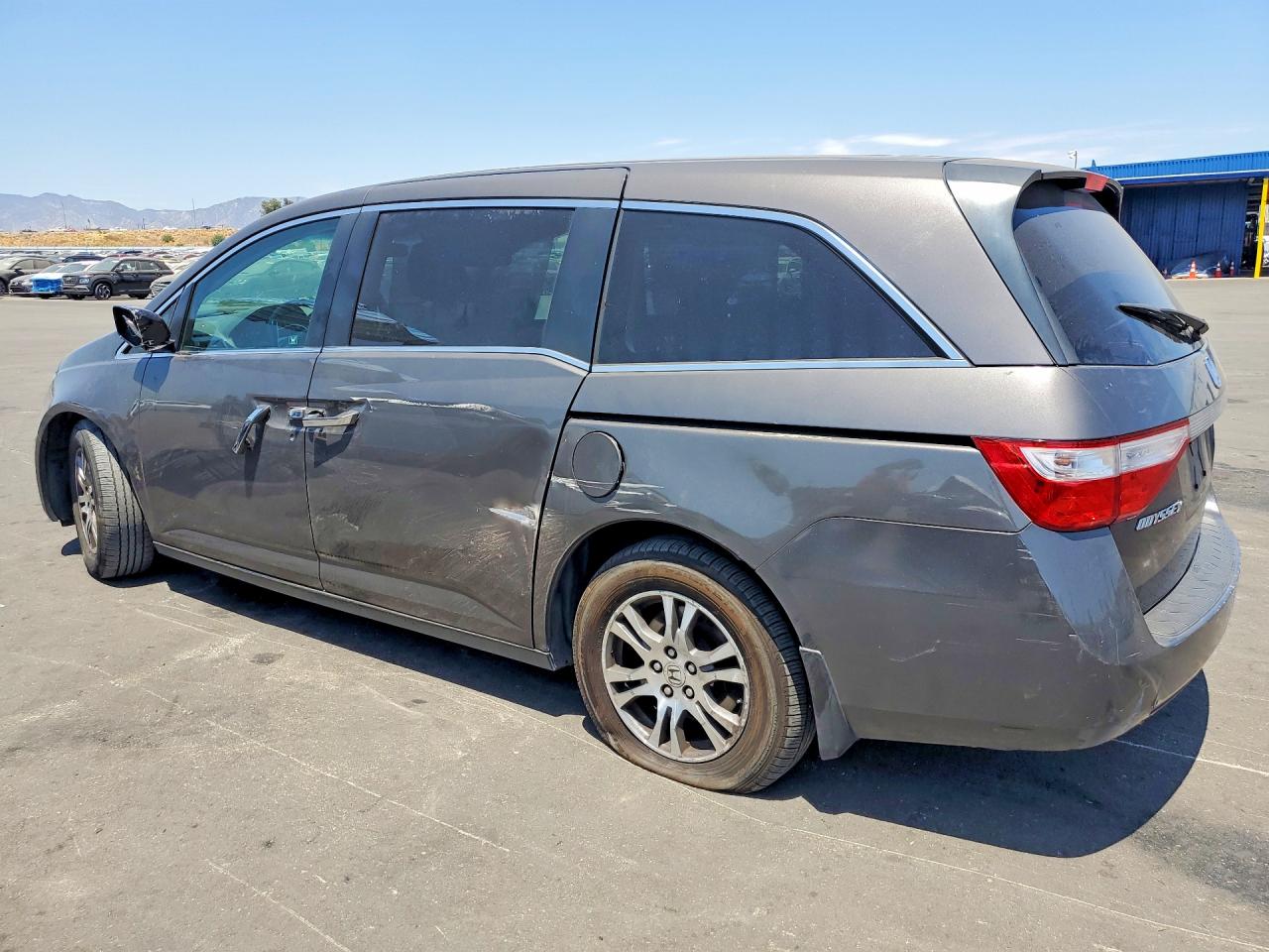 2011 Honda Odyssey Ex Gray vin: 5FNRL5H46BB023130