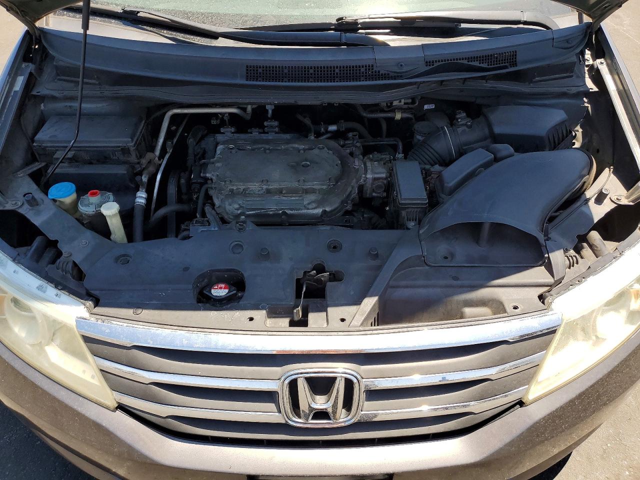 2011 Honda Odyssey Ex Gray vin: 5FNRL5H46BB023130
