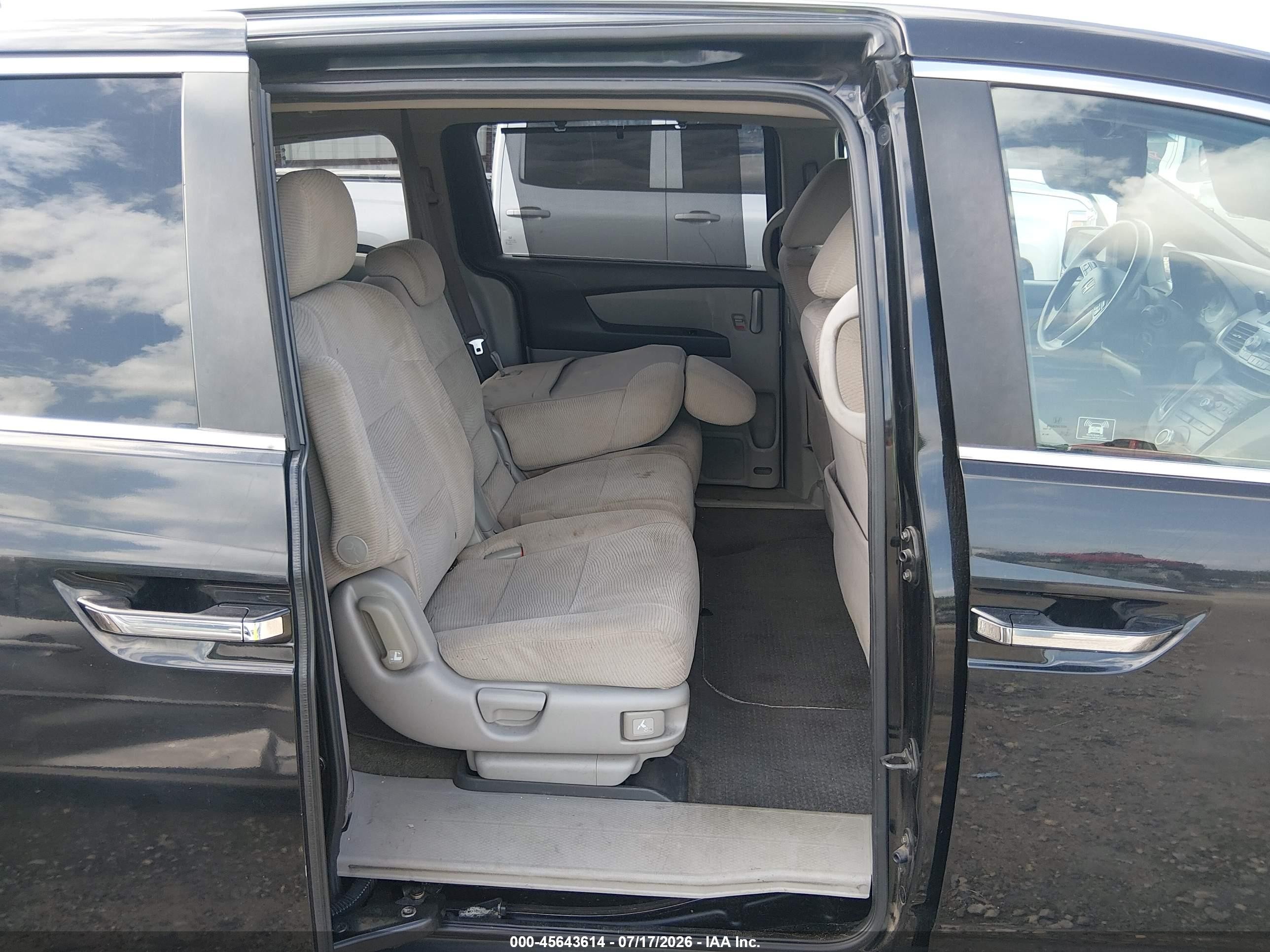2011 Honda Odyssey Ex Black vin: 5FNRL5H46BB027954