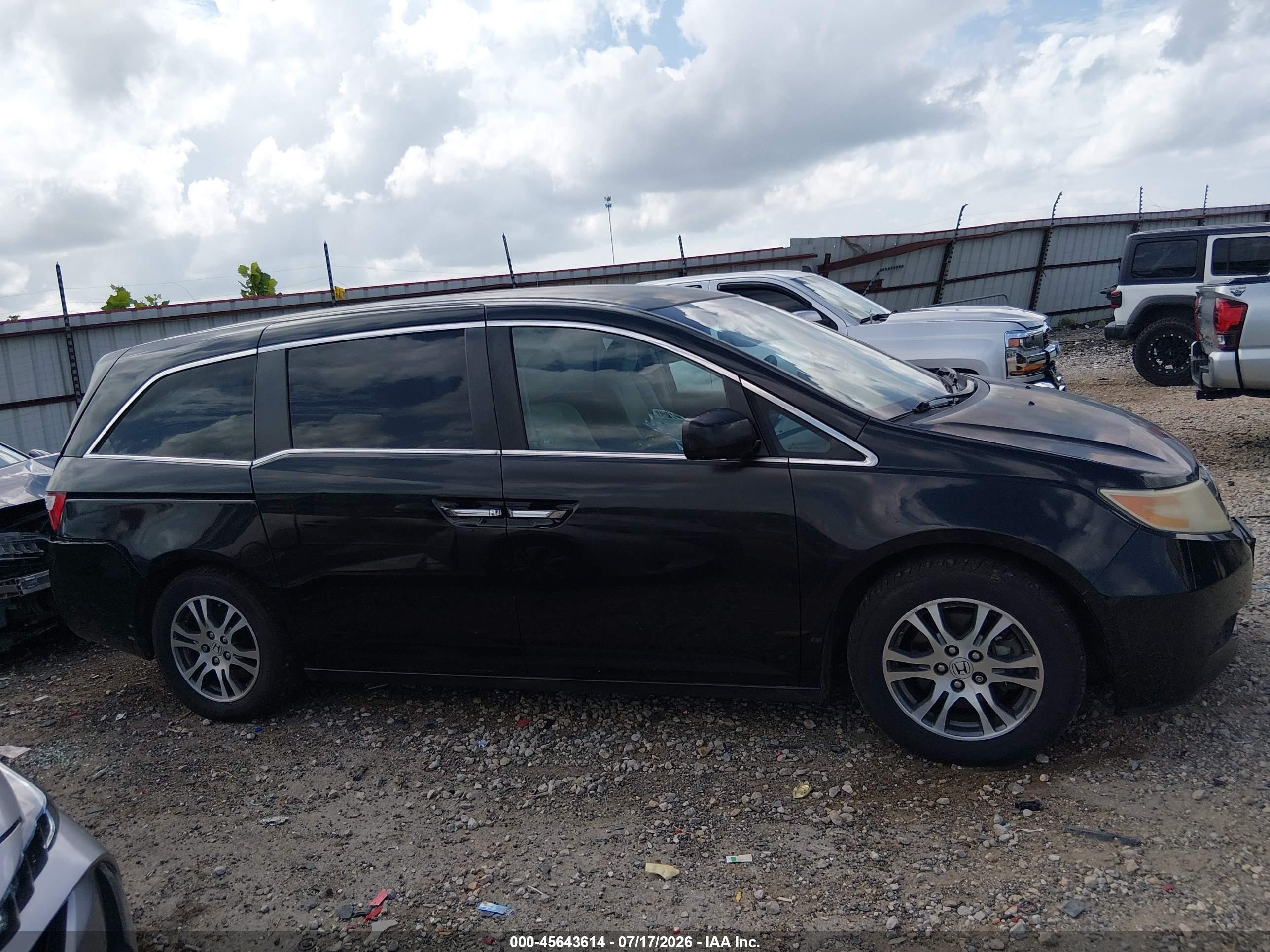 2011 Honda Odyssey Ex Black vin: 5FNRL5H46BB027954