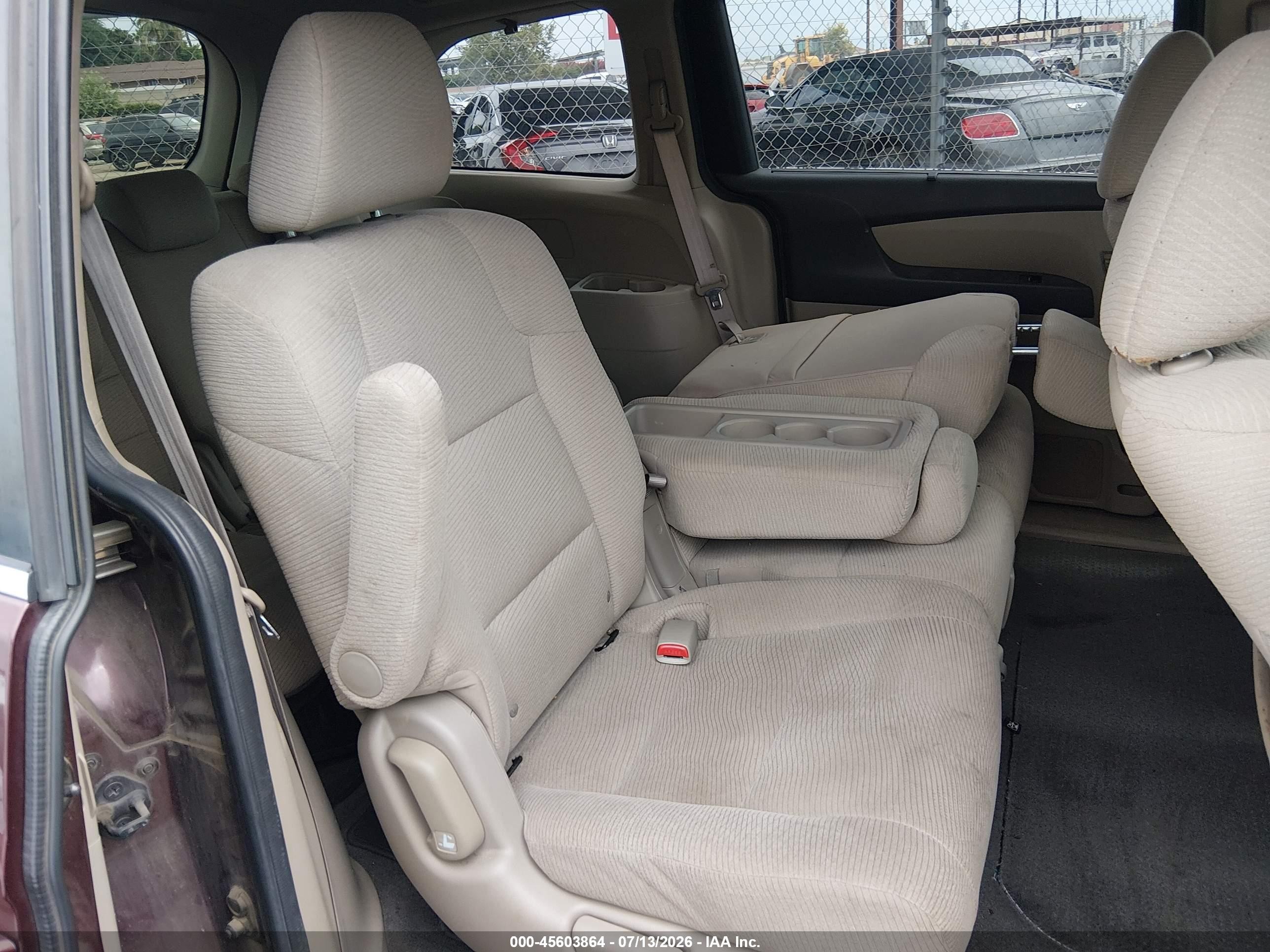 2011 Honda Odyssey Ex Burgundy vin: 5FNRL5H46BB052689