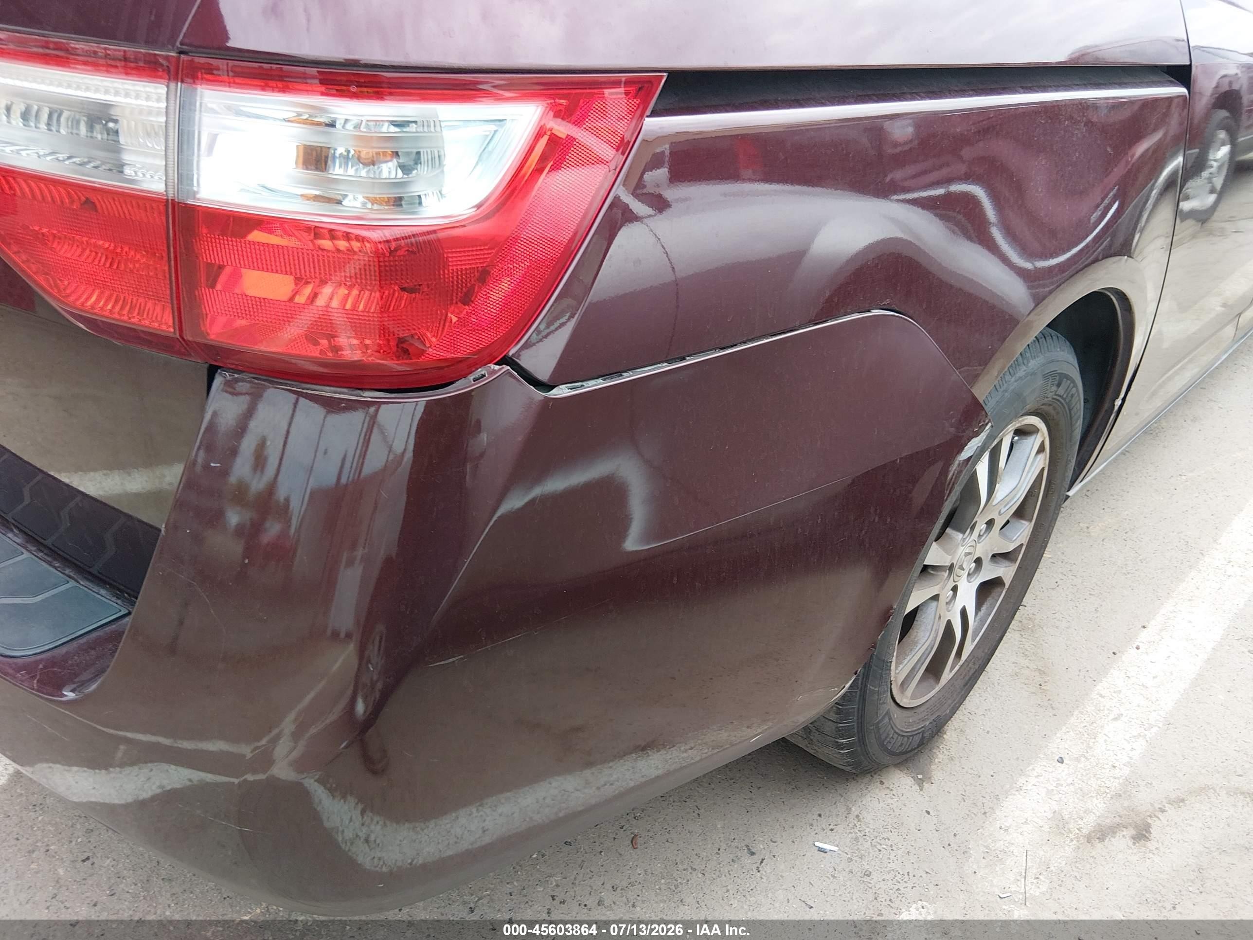2011 Honda Odyssey Ex Burgundy vin: 5FNRL5H46BB052689