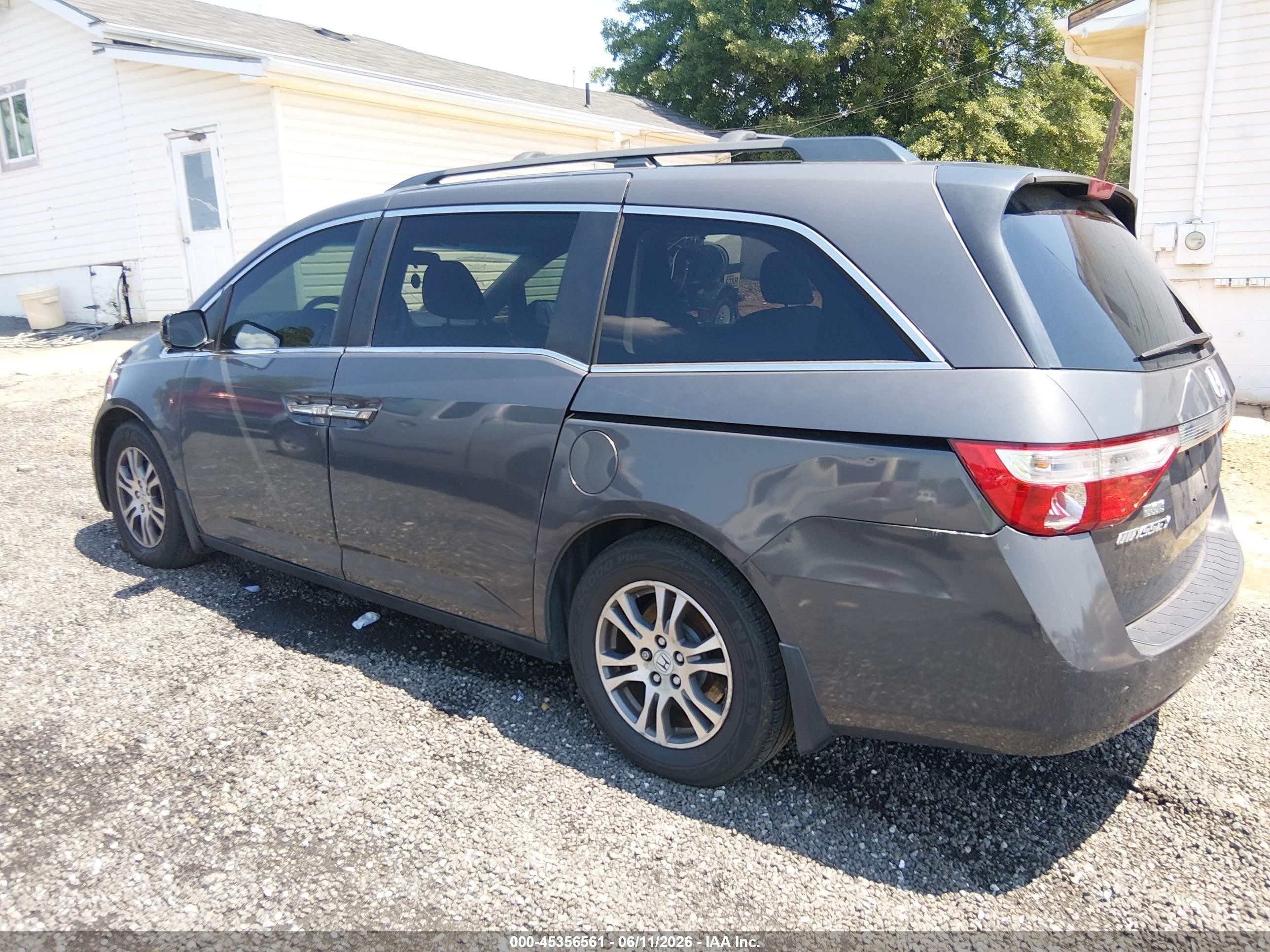 2013 Honda Odyssey Ex Gray vin: 5FNRL5H46DB019470