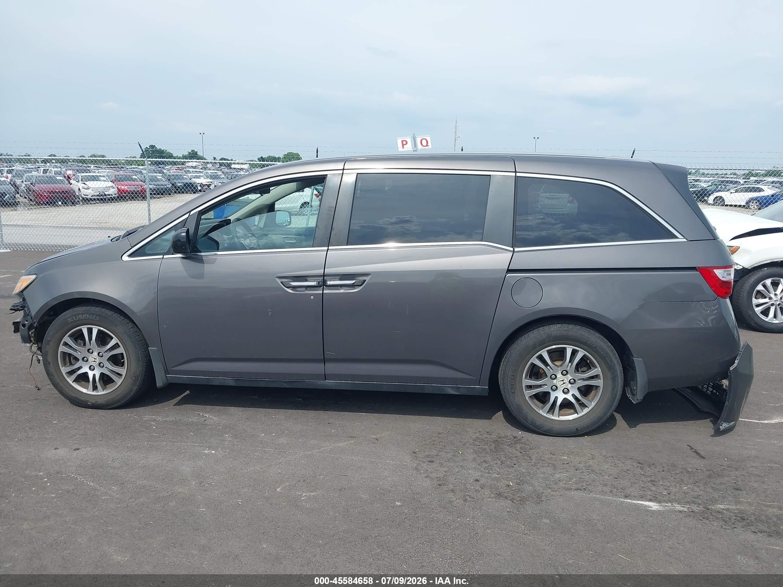 2013 Honda Odyssey Ex Серый vin: 5FNRL5H46DB070774