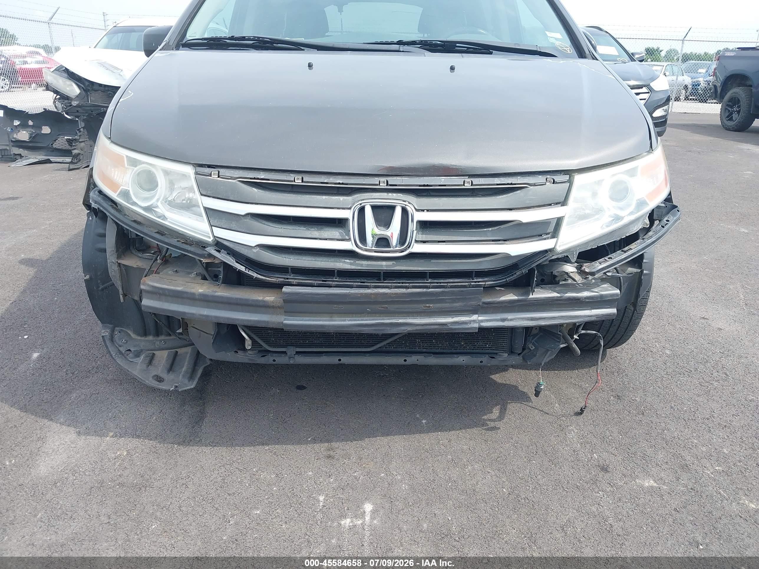 2013 Honda Odyssey Ex Серый vin: 5FNRL5H46DB070774