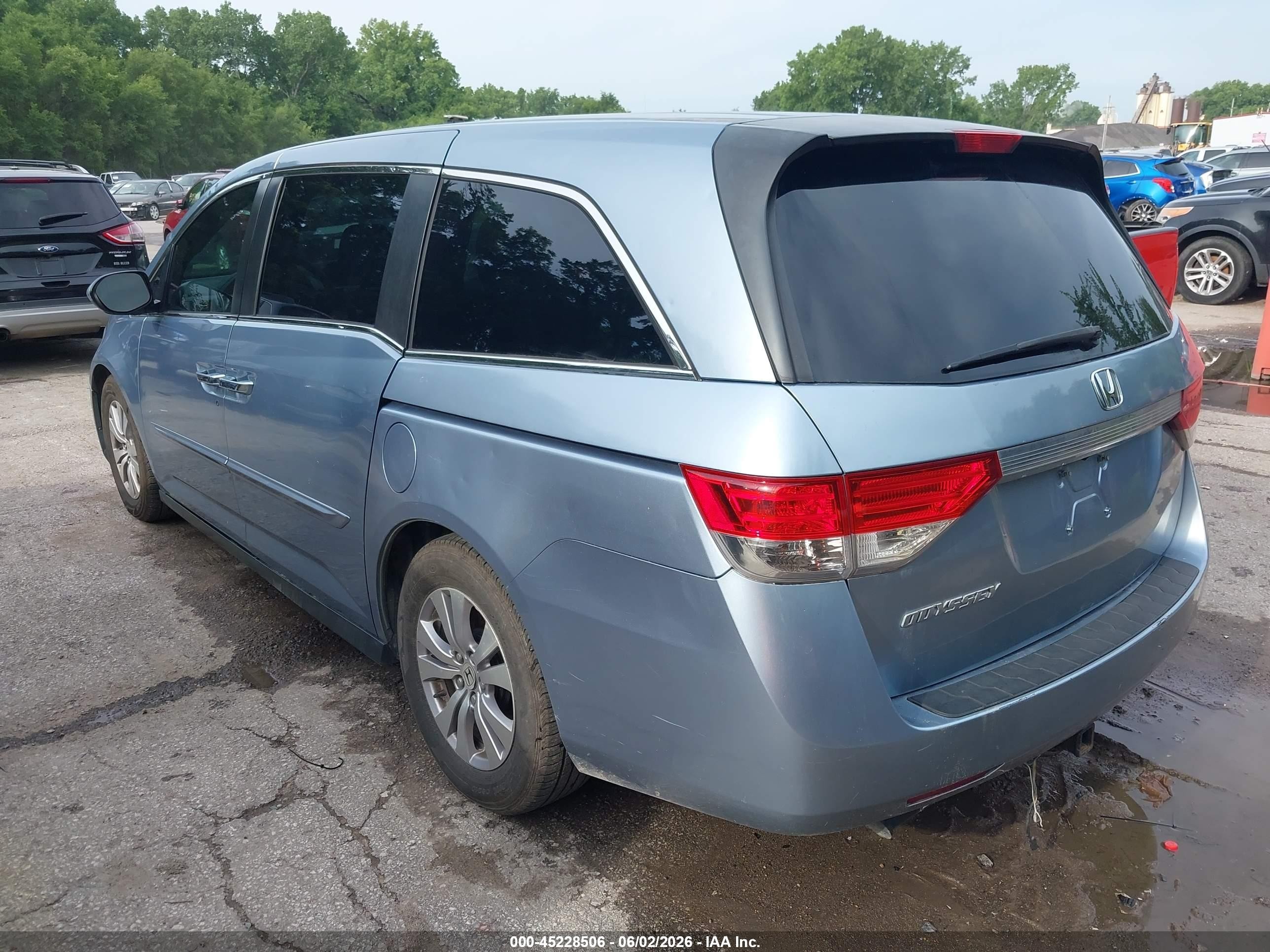 2014 Honda Odyssey Ex Blue vin: 5FNRL5H46EB057900