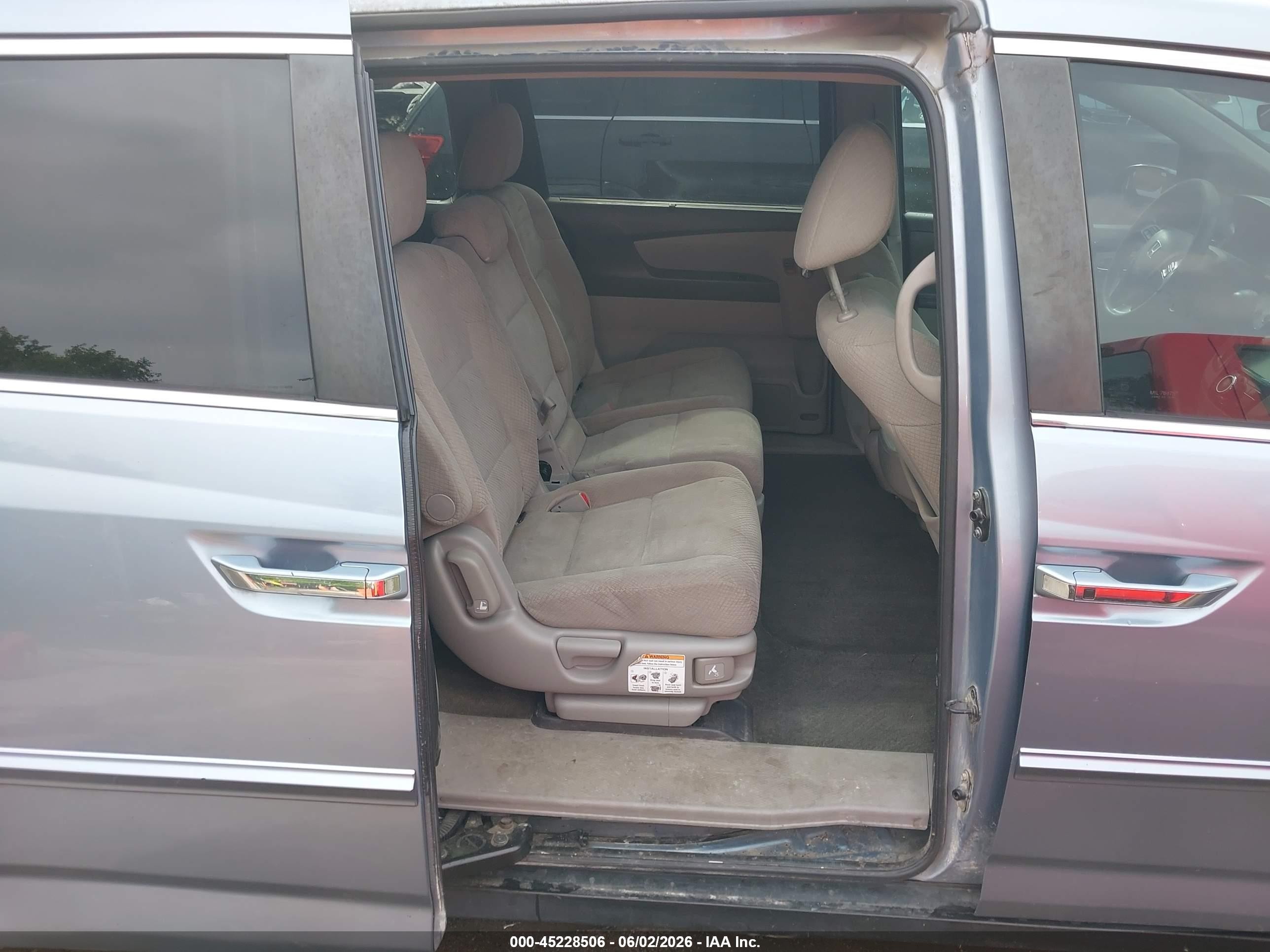 2014 Honda Odyssey Ex Blue vin: 5FNRL5H46EB057900