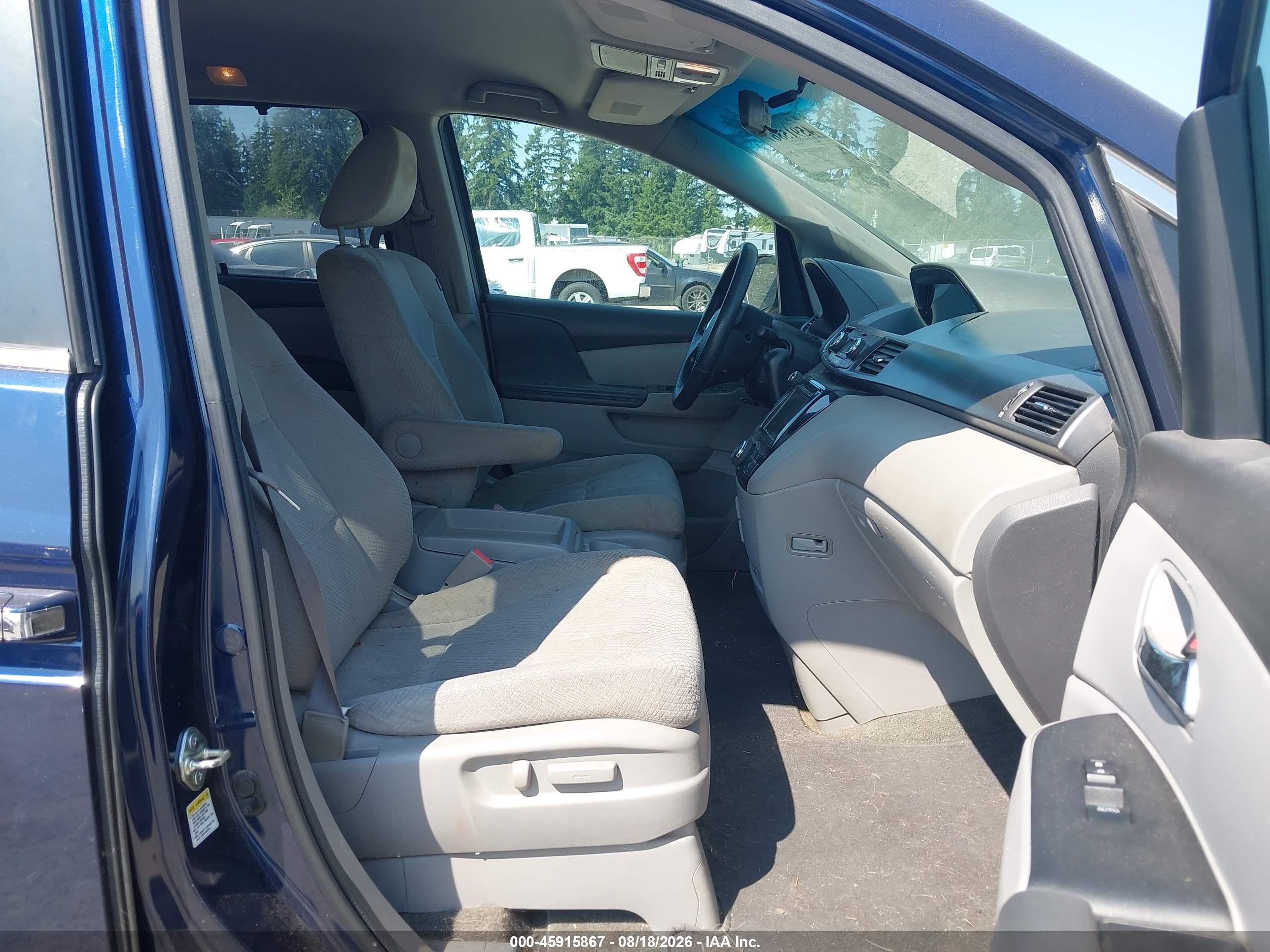 2014 Honda Odyssey Ex Blue vin: 5FNRL5H46EB109381