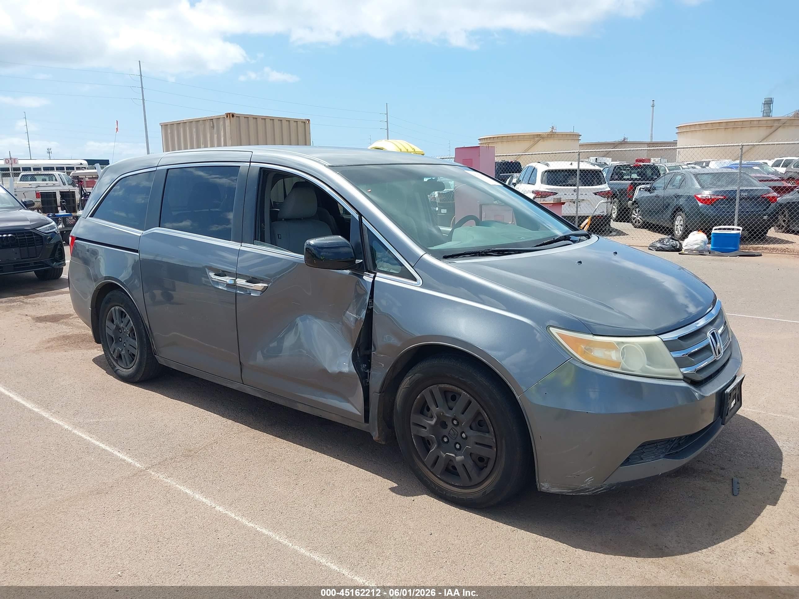 2011 Honda Odyssey Ex Gray vin: 5FNRL5H47BB094899
