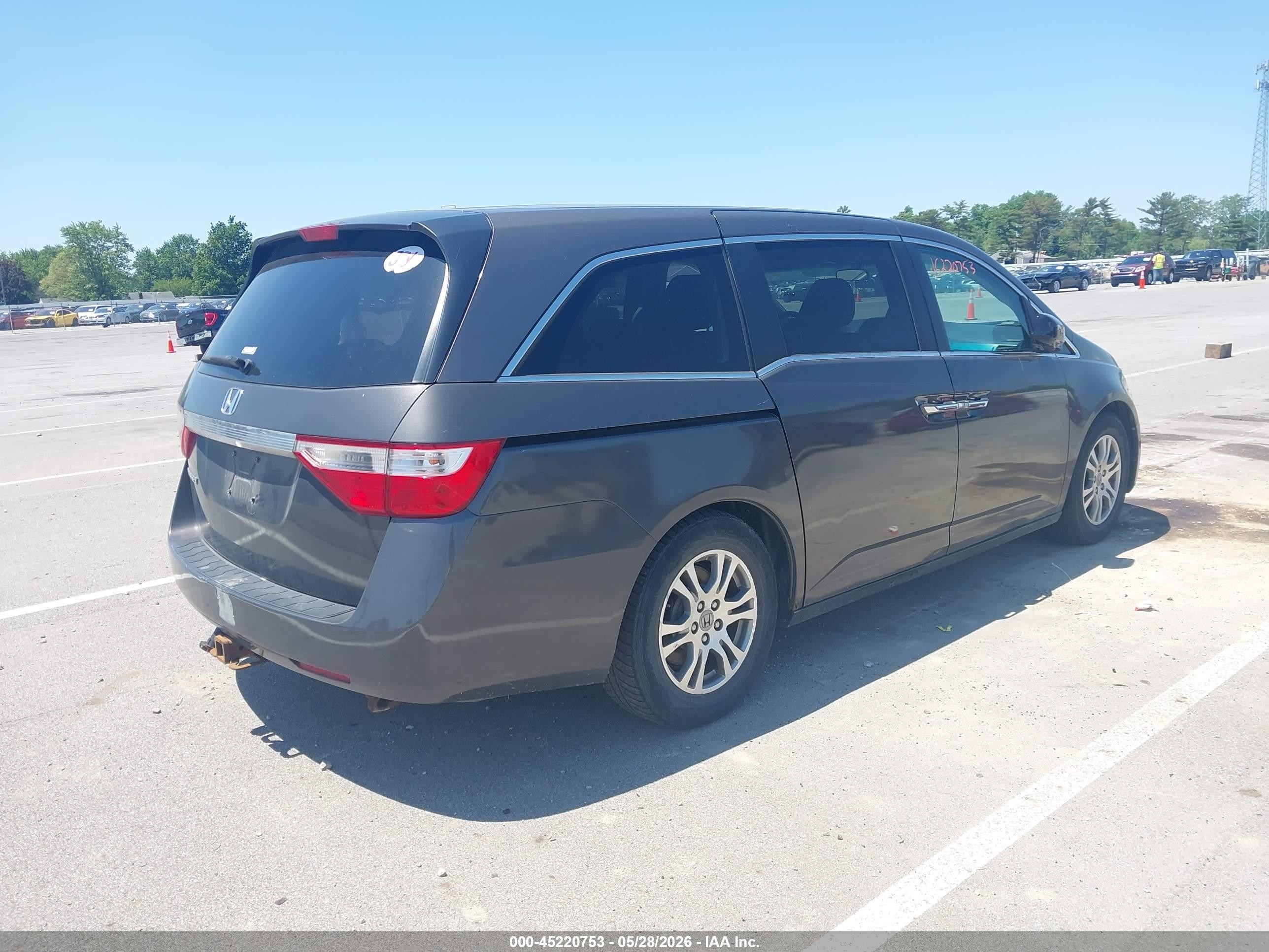 2011 Honda Odyssey Ex Gray vin: 5FNRL5H47BB097477