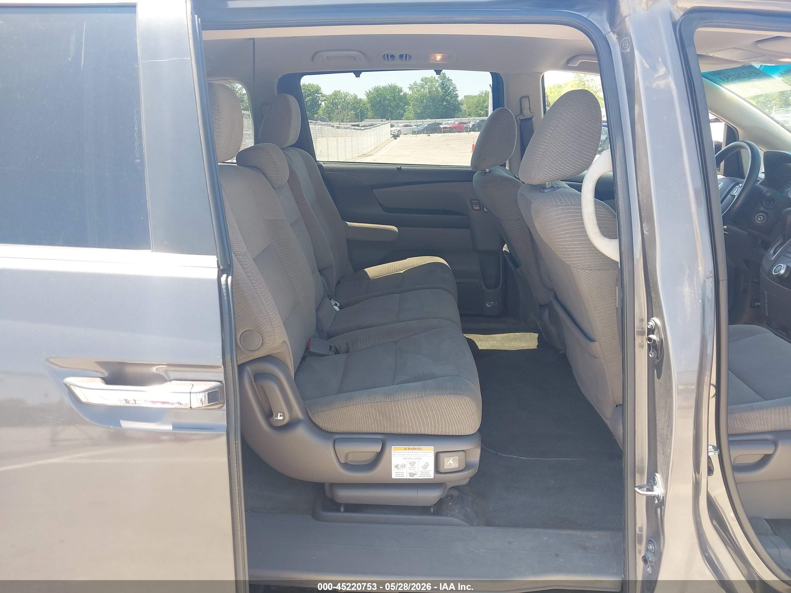 2011 Honda Odyssey Ex Gray vin: 5FNRL5H47BB097477