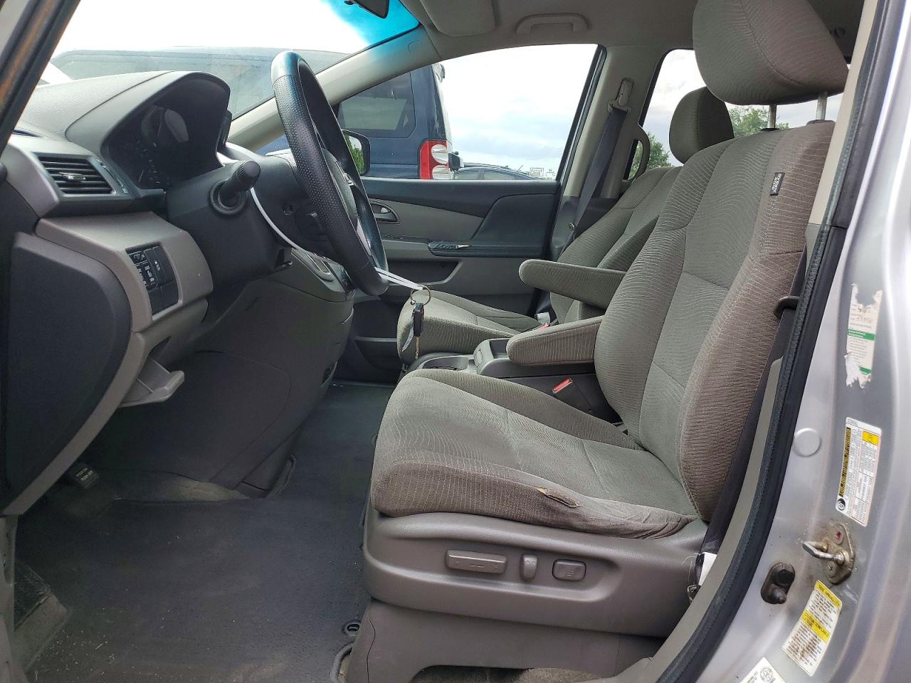 2011 Honda Odyssey Ex Silver vin: 5FNRL5H47BB509204