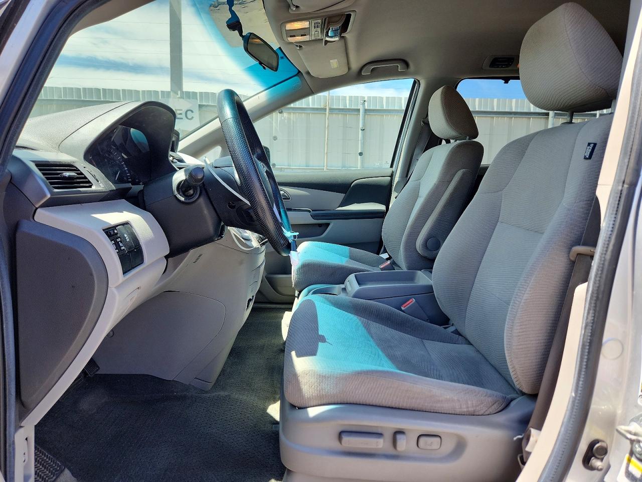 2012 Honda Odyssey Ex Silver vin: 5FNRL5H47CB008895
