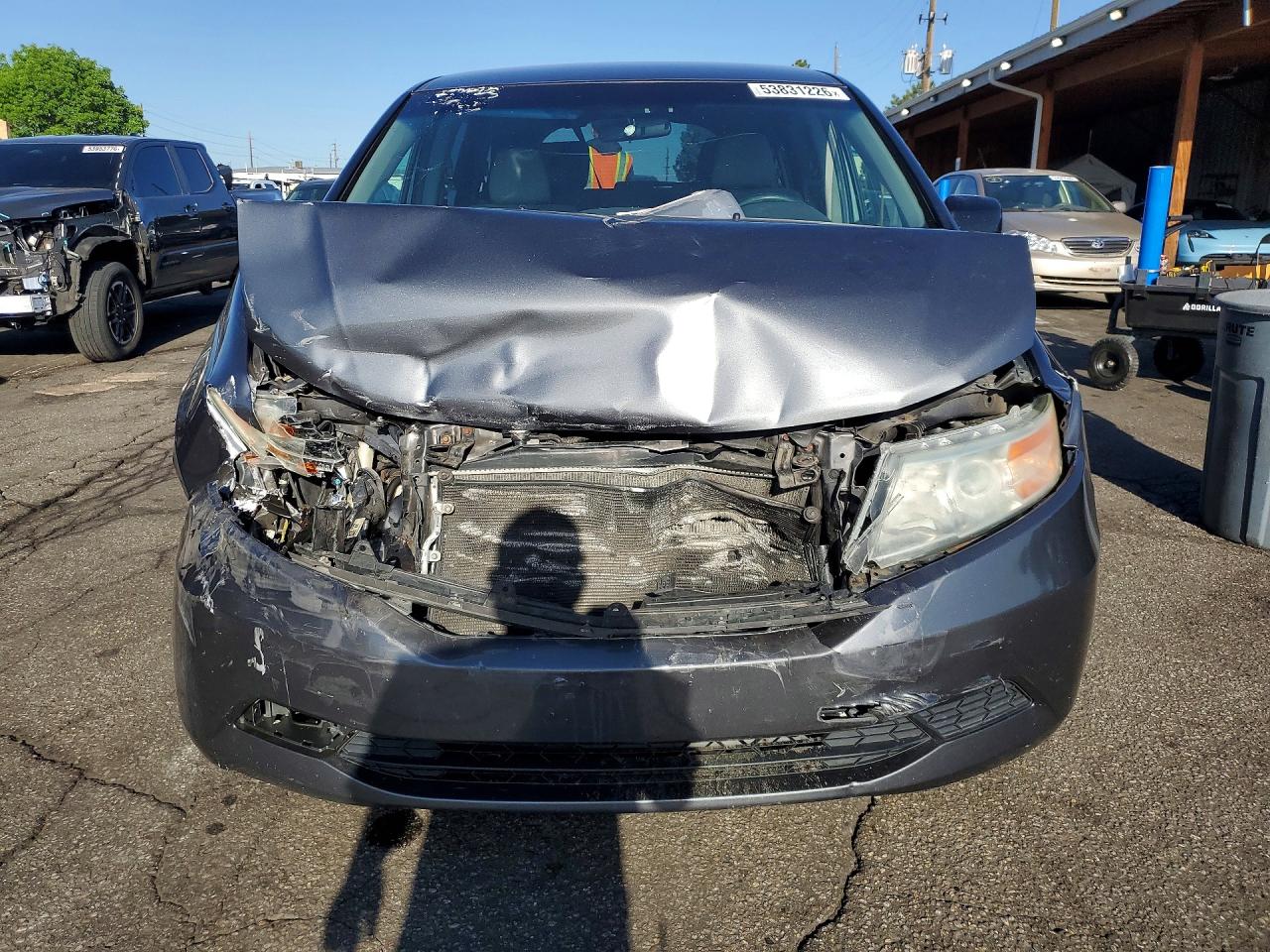 2012 Honda Odyssey Ex Gray vin: 5FNRL5H47CB095388
