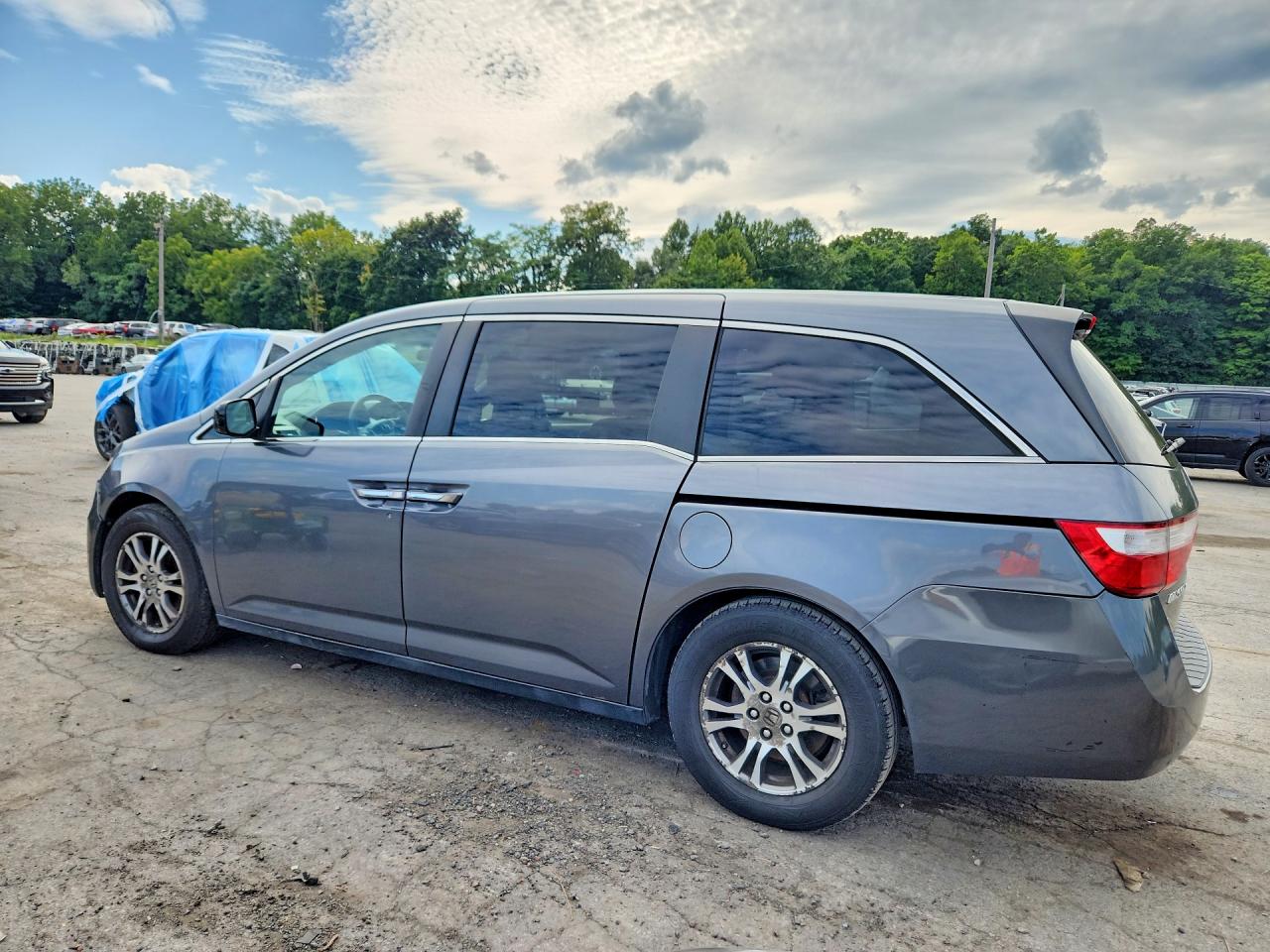 2013 Honda Odyssey Ex Gray vin: 5FNRL5H47DB036892