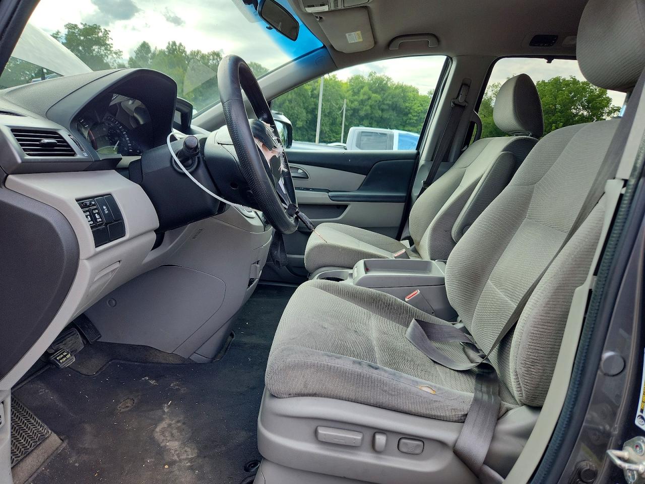 2013 Honda Odyssey Ex Gray vin: 5FNRL5H47DB036892