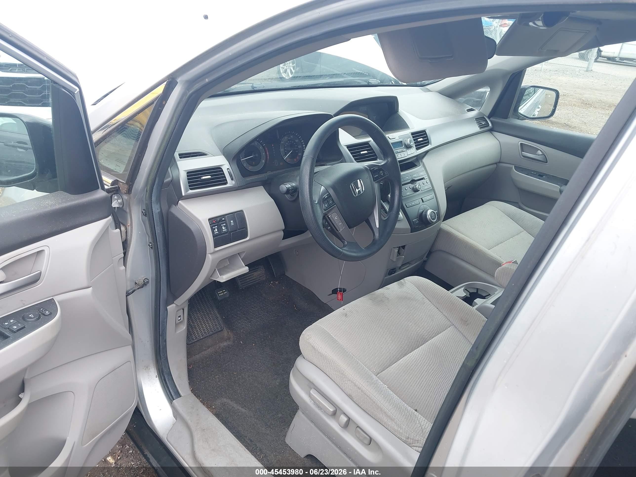 2013 Honda Odyssey Ex Серебряный vin: 5FNRL5H47DB044586