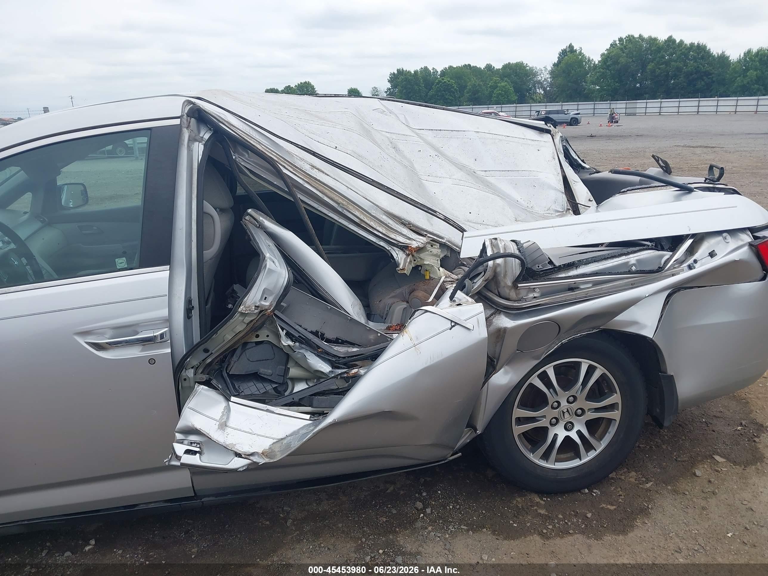 2013 Honda Odyssey Ex Серебряный vin: 5FNRL5H47DB044586