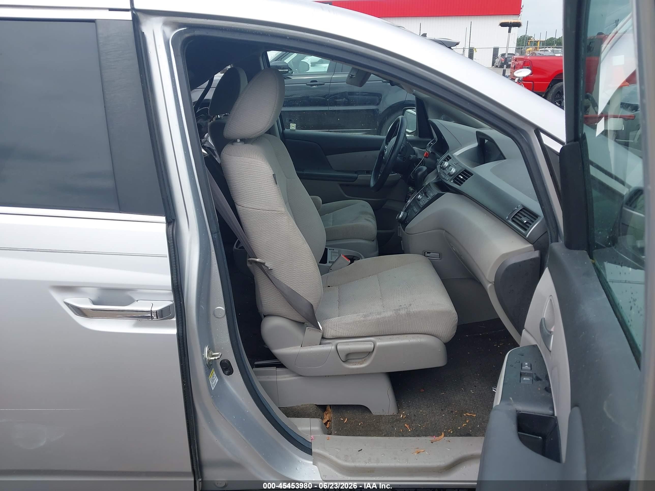 2013 Honda Odyssey Ex Серебряный vin: 5FNRL5H47DB044586