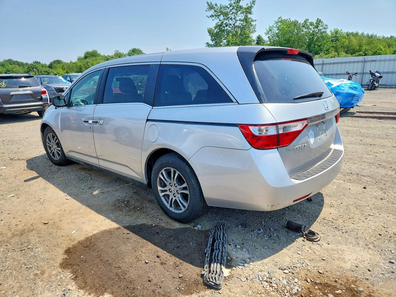 2013 Honda Odyssey Ex Silver vin: 5FNRL5H47DB051361