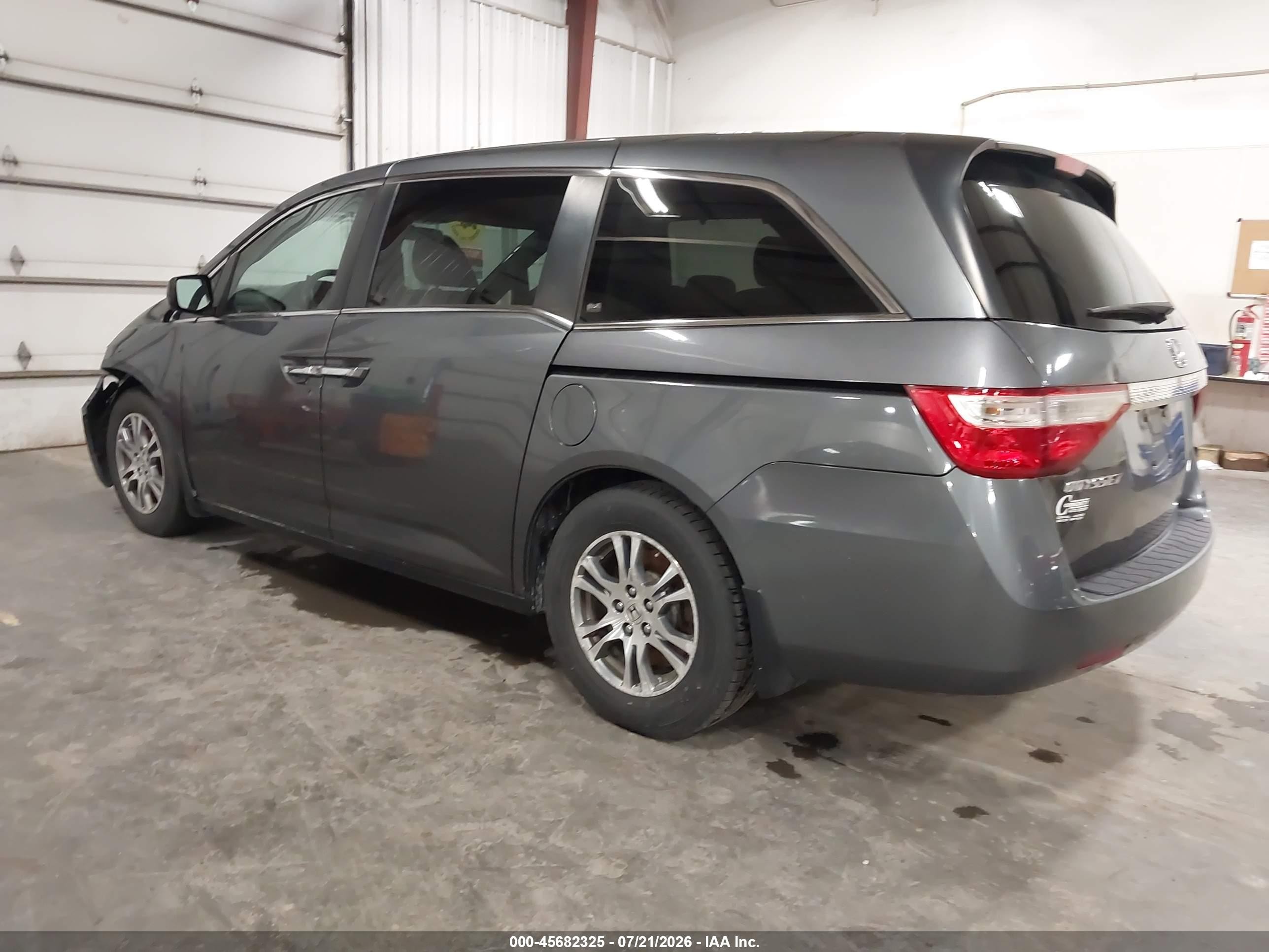 2013 Honda Odyssey Ex Gray vin: 5FNRL5H47DB058469