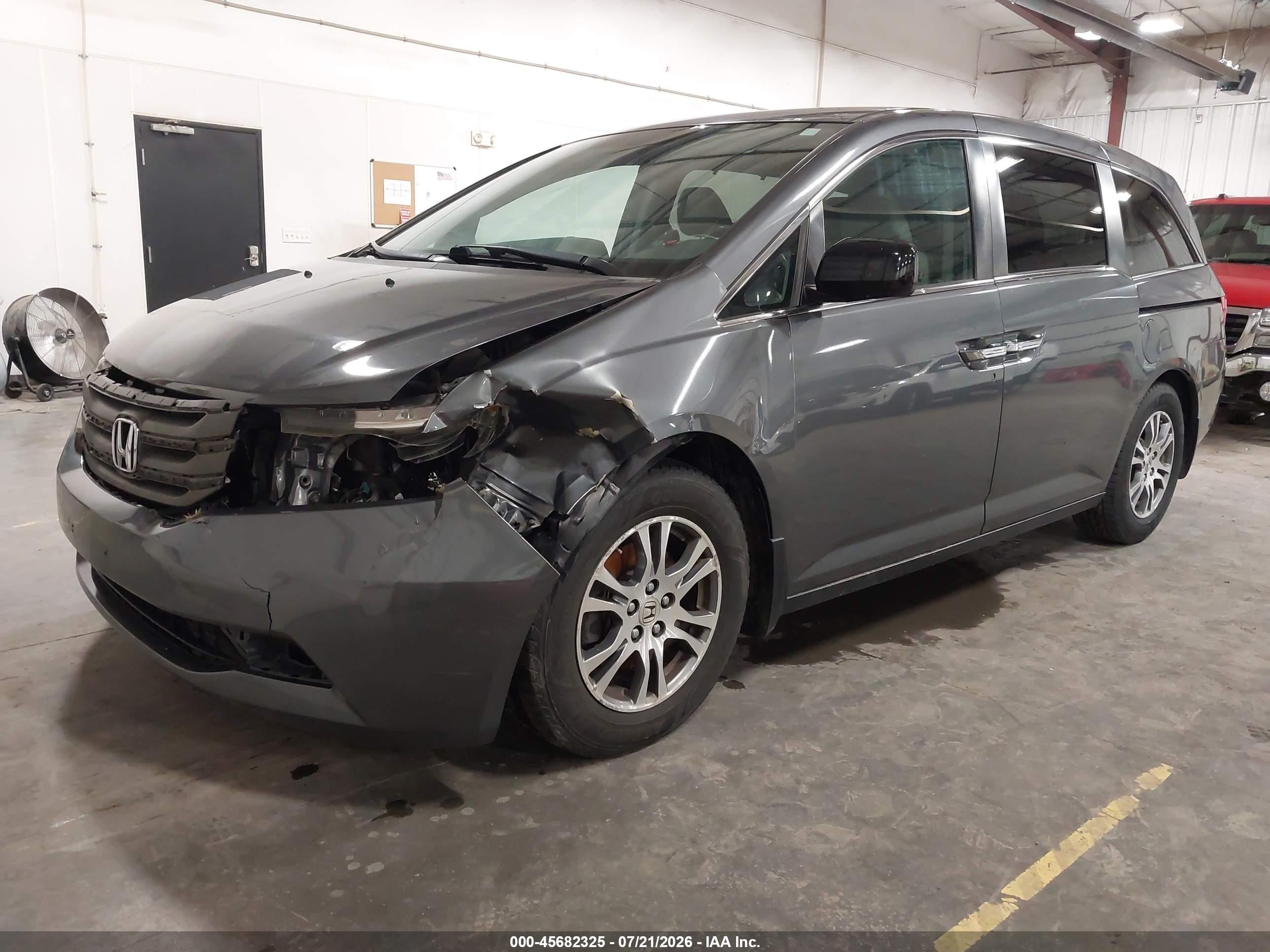2013 Honda Odyssey Ex Gray vin: 5FNRL5H47DB058469