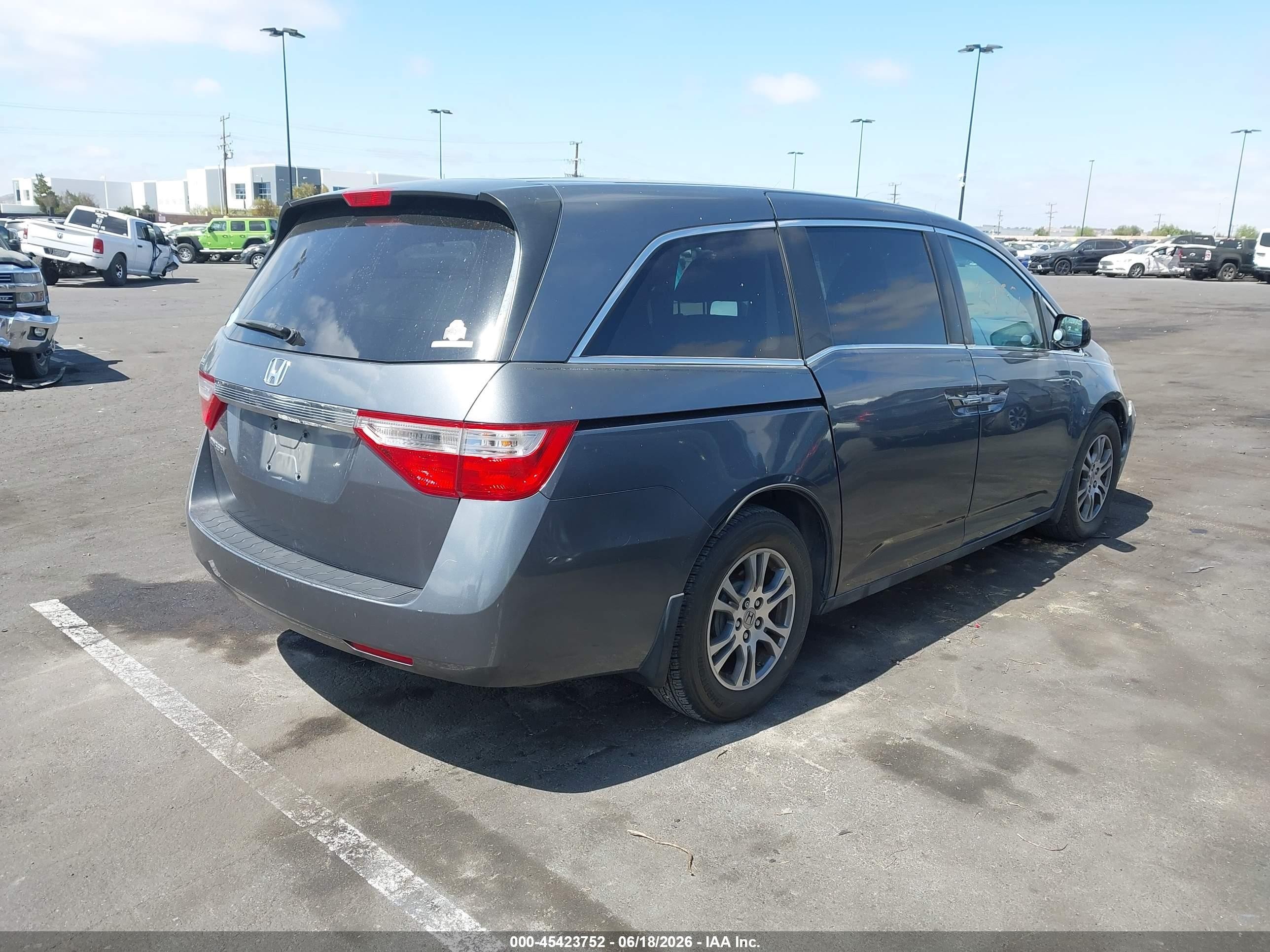 2013 Honda Odyssey Ex Blue vin: 5FNRL5H47DB067933