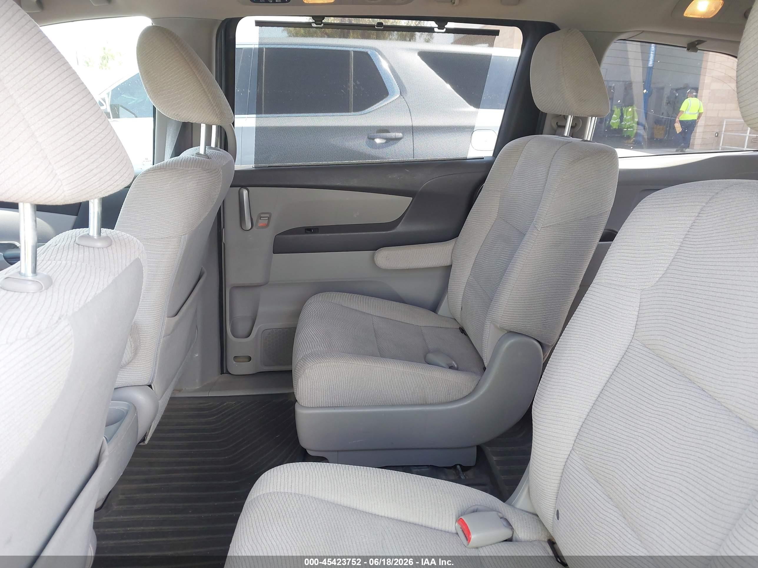 2013 Honda Odyssey Ex Blue vin: 5FNRL5H47DB067933