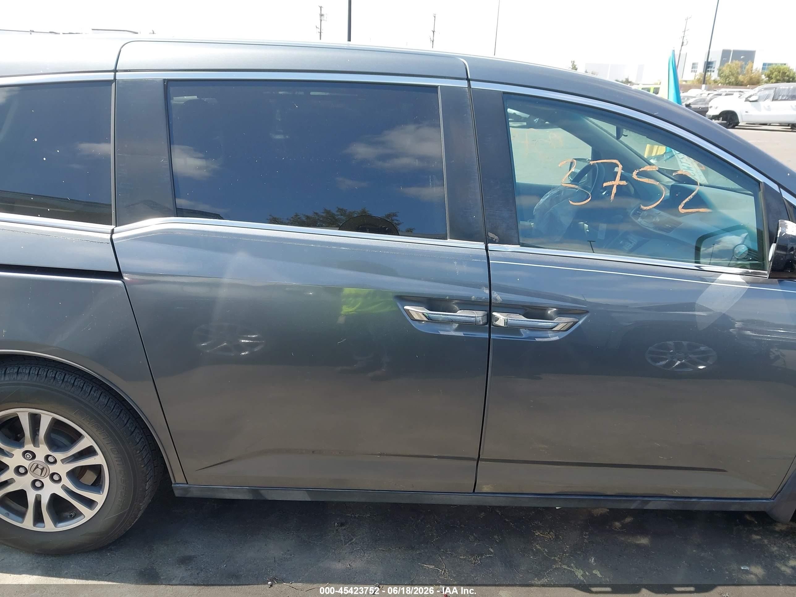 2013 Honda Odyssey Ex Blue vin: 5FNRL5H47DB067933