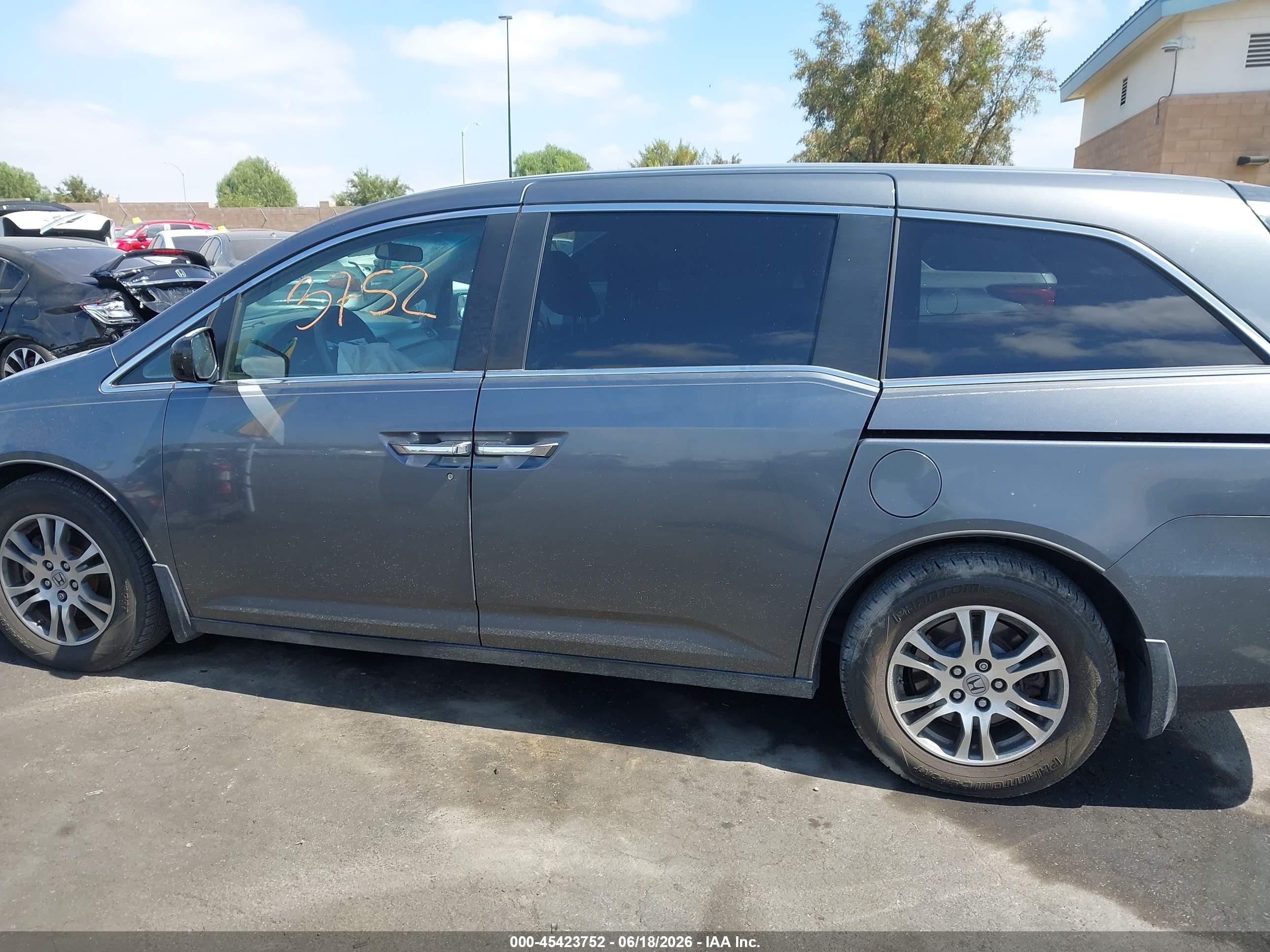 2013 Honda Odyssey Ex Blue vin: 5FNRL5H47DB067933