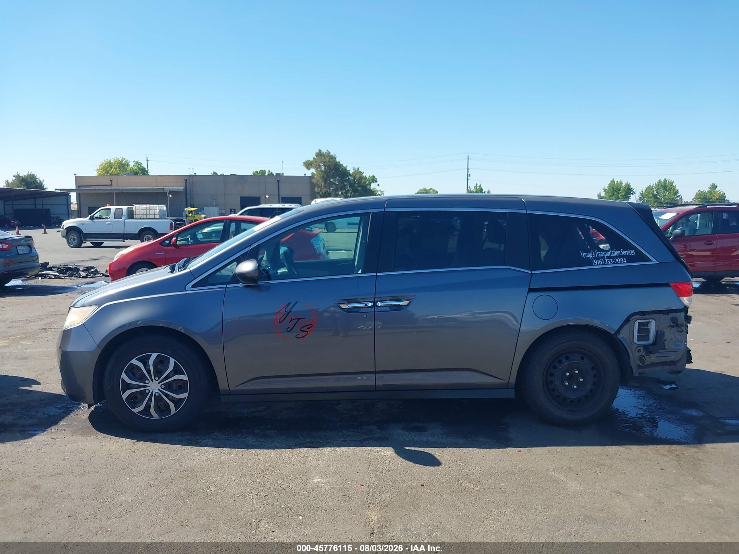 2014 Honda Odyssey Ex Gray vin: 5FNRL5H47EB075709