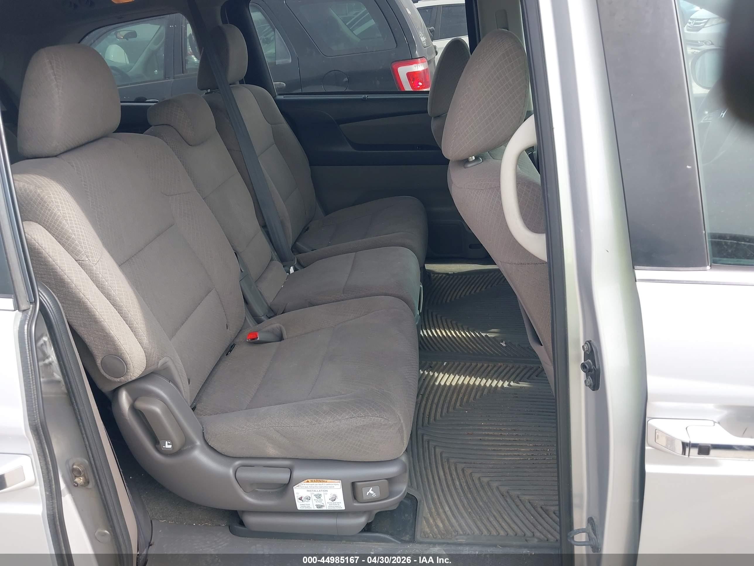 2014 Honda Odyssey Ex Silver vin: 5FNRL5H47EB076309
