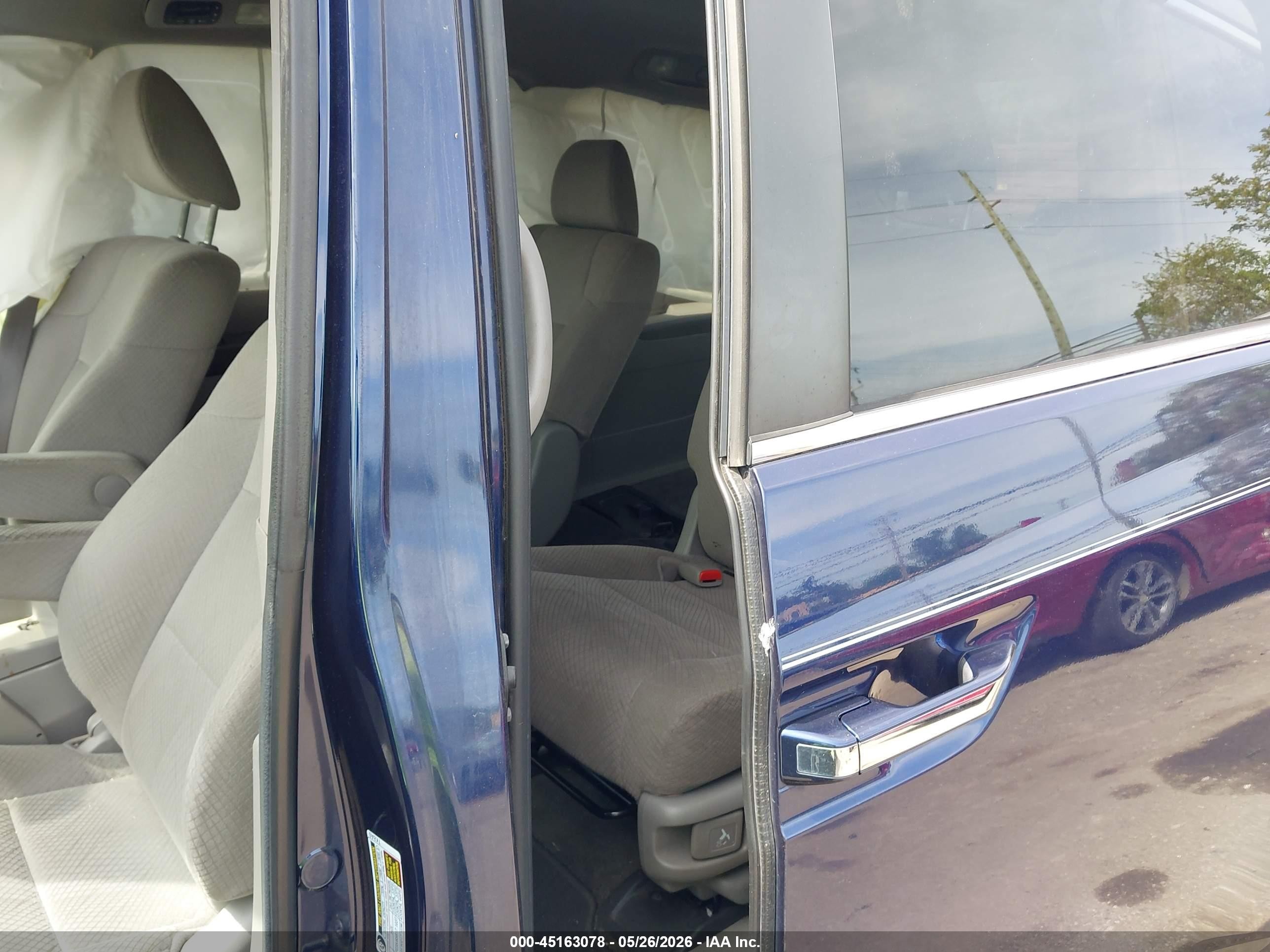 2014 Honda Odyssey Ex Navy vin: 5FNRL5H47EB097578