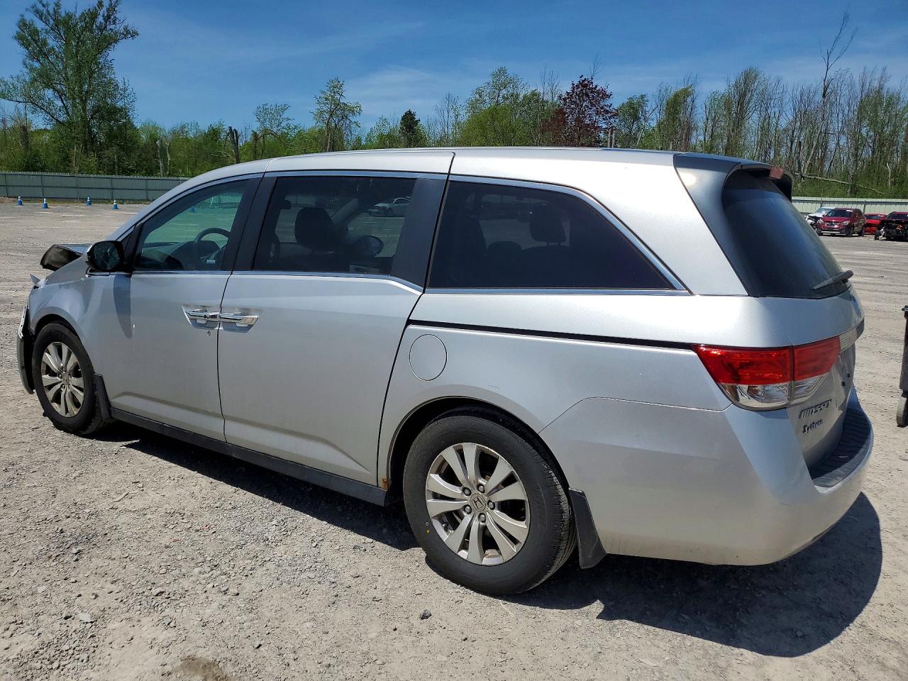 2014 Honda Odyssey Ex Silver vin: 5FNRL5H47EB100141