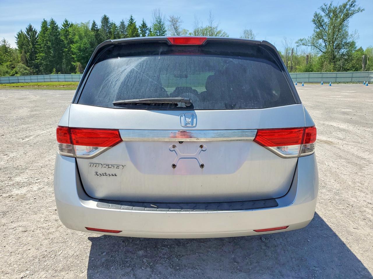 2014 Honda Odyssey Ex Silver vin: 5FNRL5H47EB100141