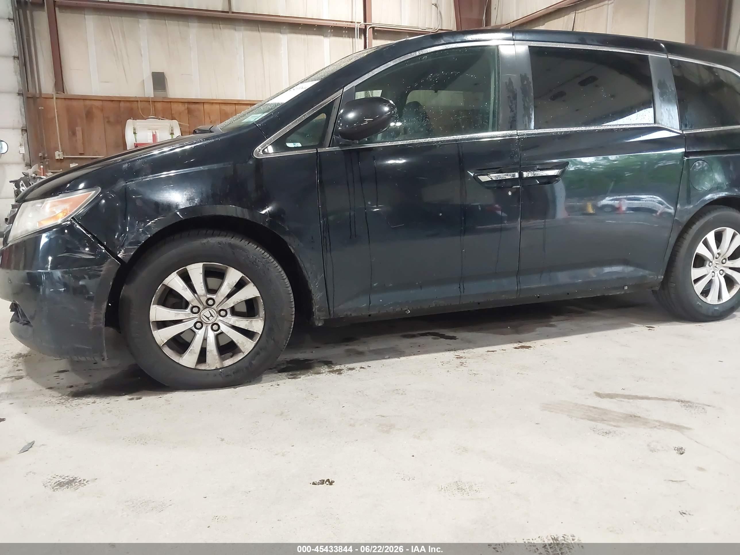 2015 Honda Odyssey Ex Black vin: 5FNRL5H47FB001837