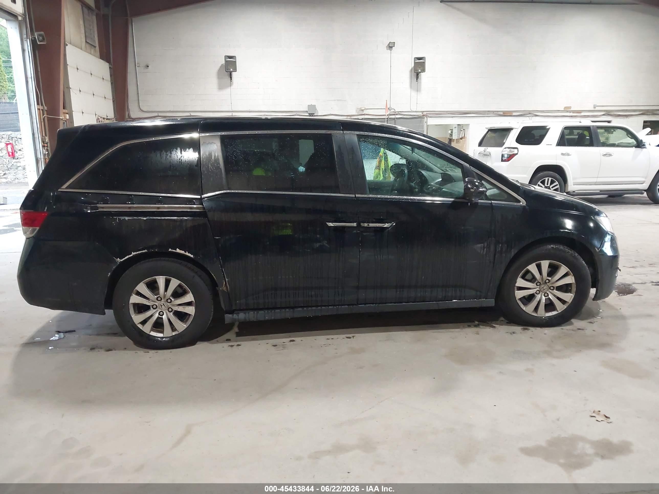 2015 Honda Odyssey Ex Black vin: 5FNRL5H47FB001837